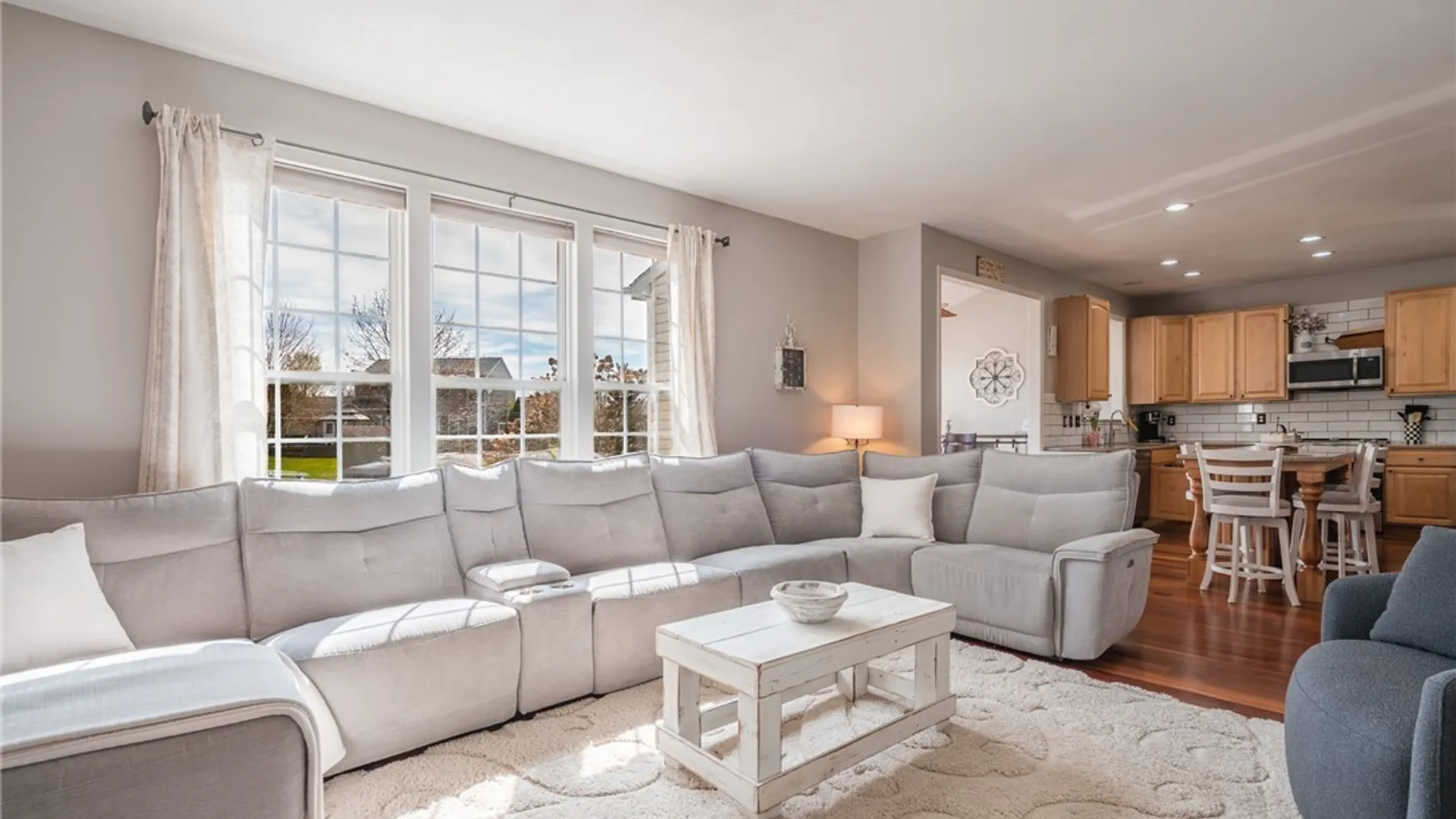 Property at 103 Goldenrod Lane, Camillus, NY 13164 17