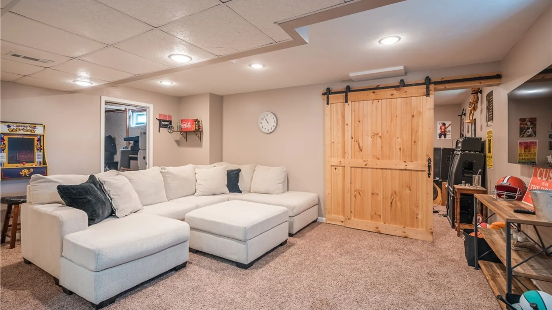 Property at 103 Goldenrod Lane, Camillus, NY 13164 28