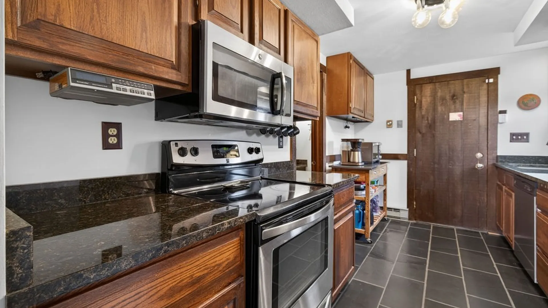 Property at 4425 Belleflower Circle, Onondaga, NY 13215 14