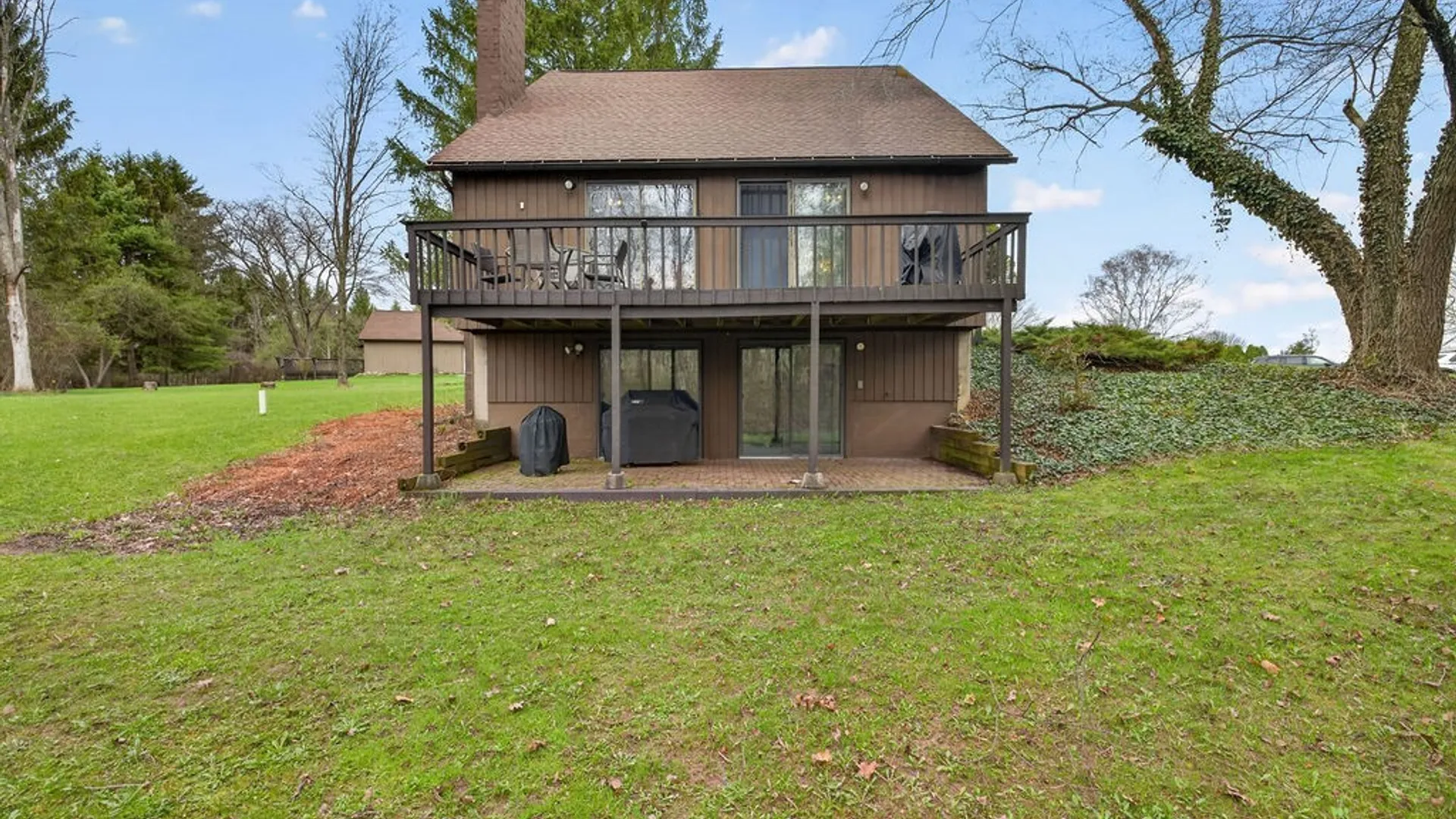 Property at 4425 Belleflower Circle, Onondaga, NY 13215 6