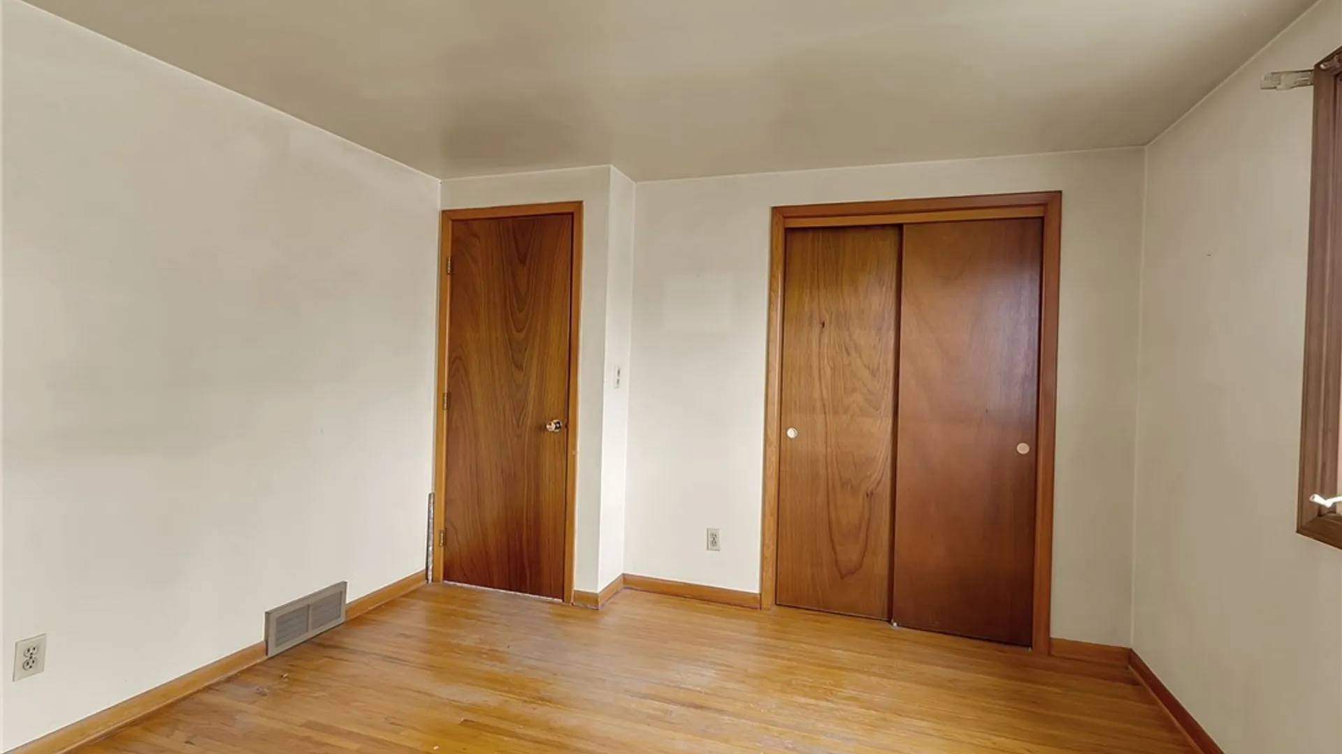 Property at 34 Transit Hill Drive, Cheektowaga, NY 14043 20