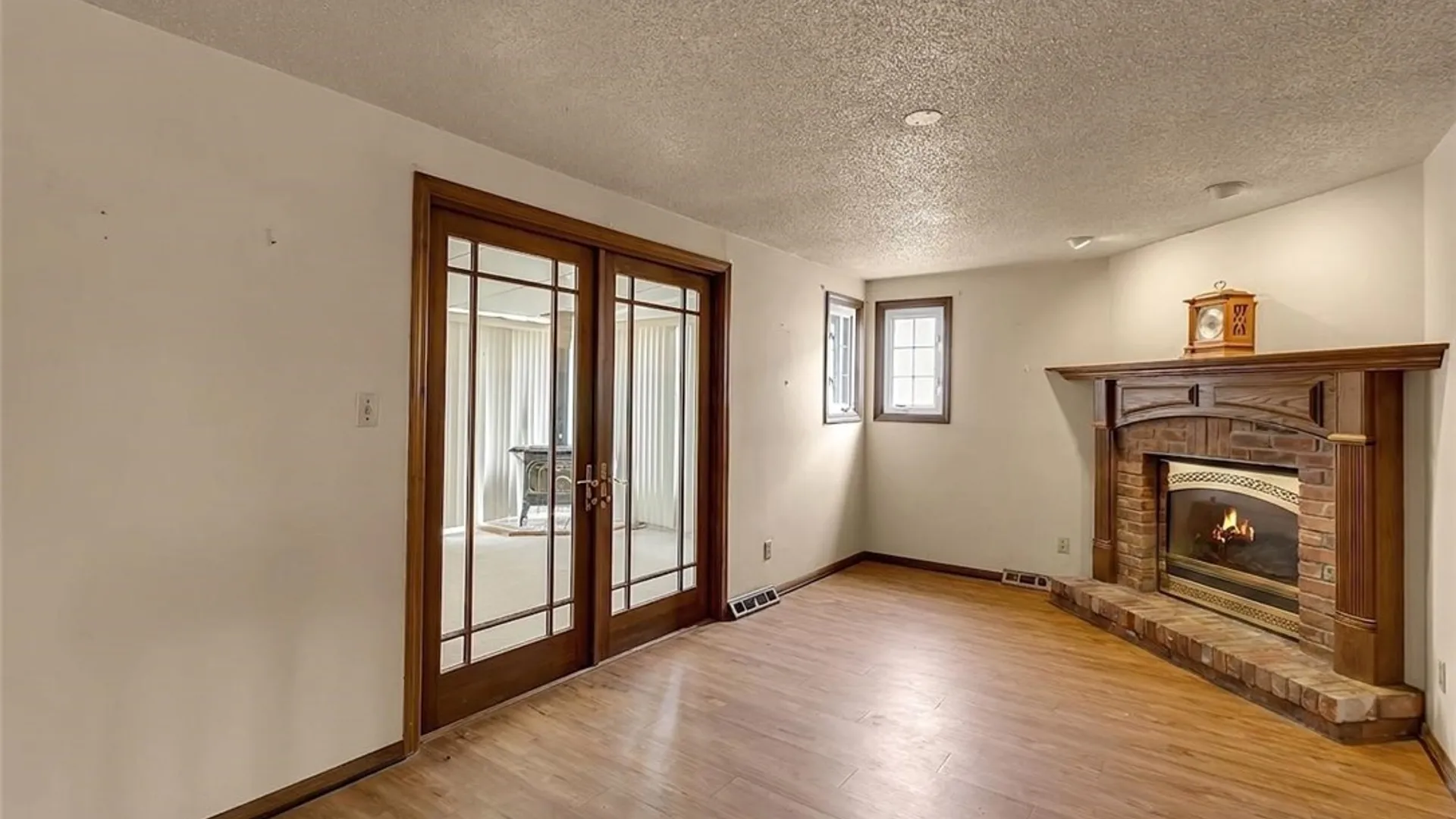 Property at 34 Transit Hill Drive, Cheektowaga, NY 14043 22