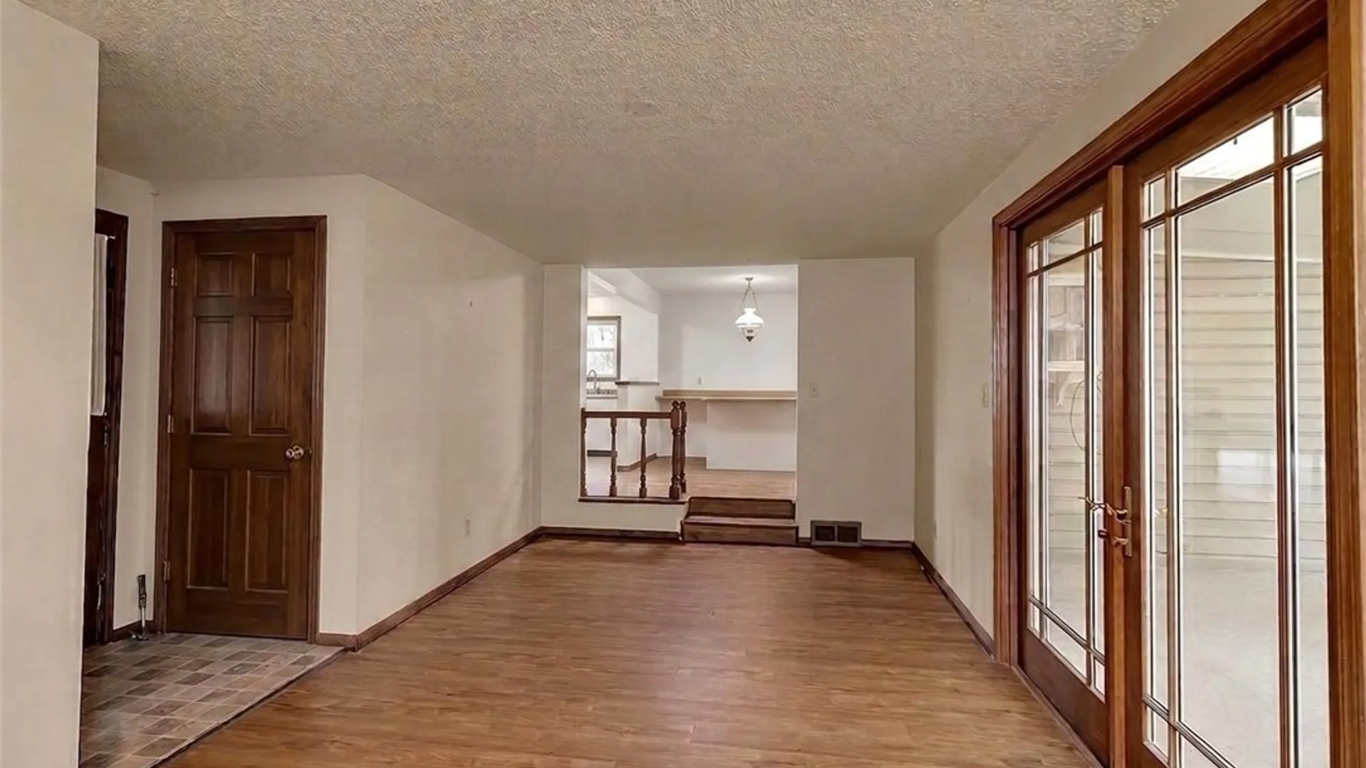 Property at 34 Transit Hill Drive, Cheektowaga, NY 14043 24