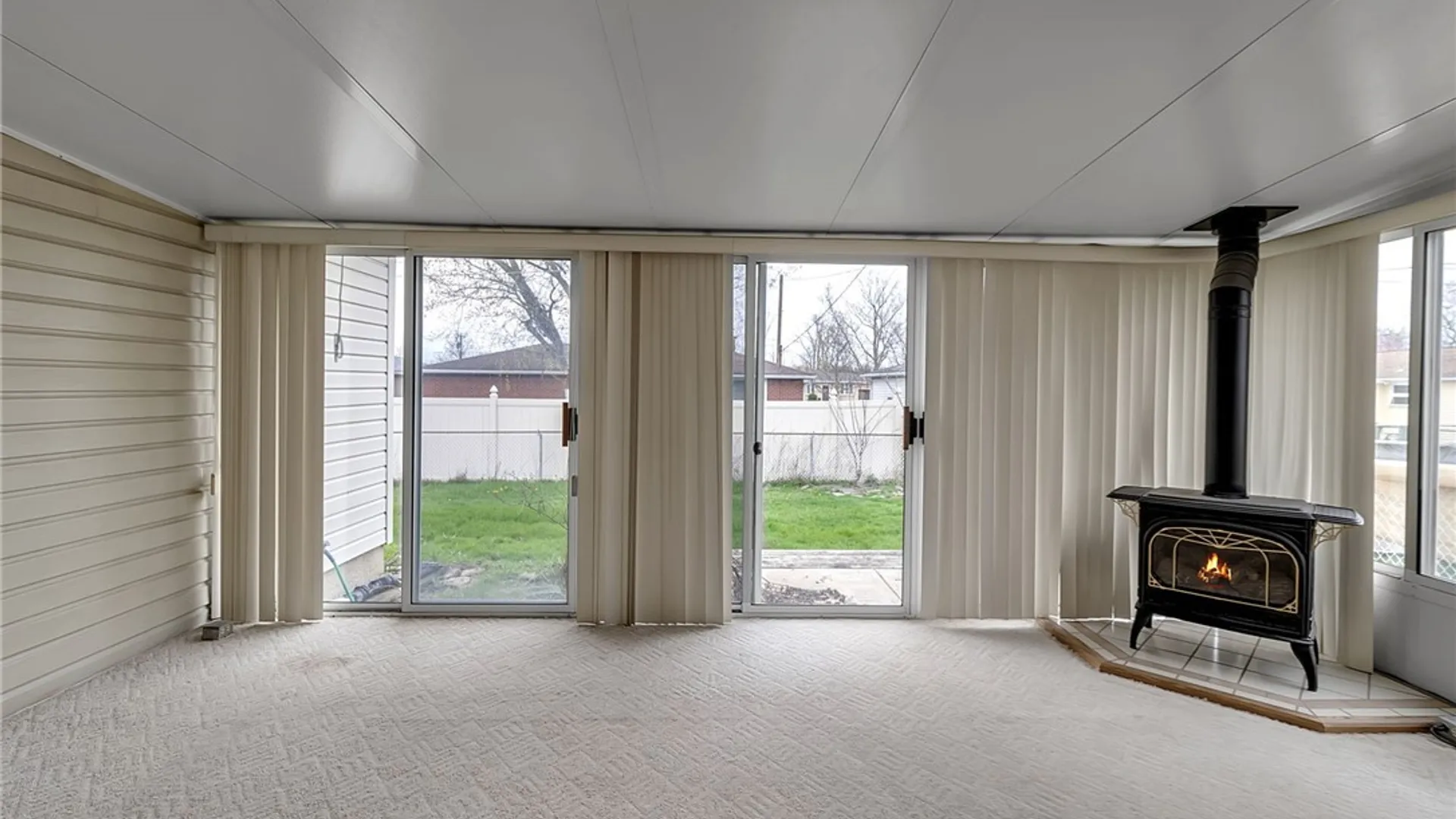 Property at 34 Transit Hill Drive, Cheektowaga, NY 14043 25