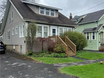 412 Delmar Place, Salina, NY 13208