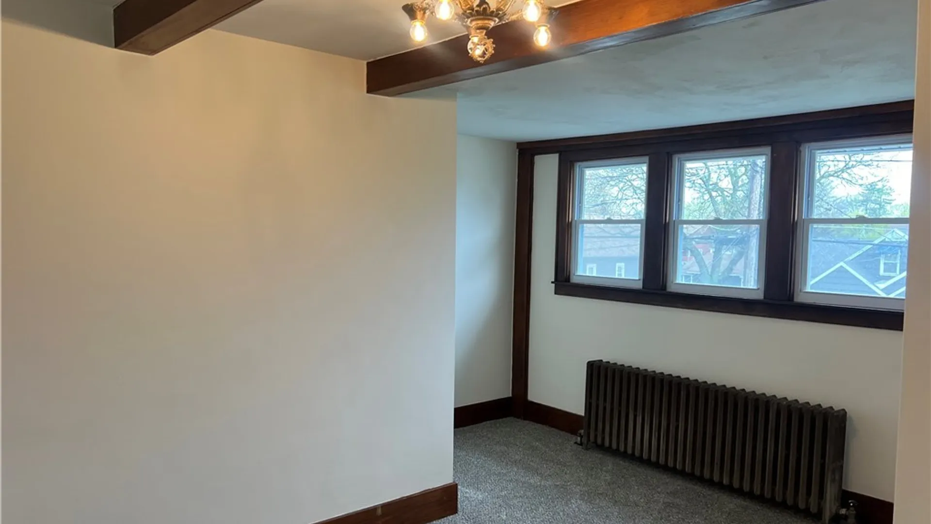 Property at 412 Delmar Place, Salina, NY 13208 3