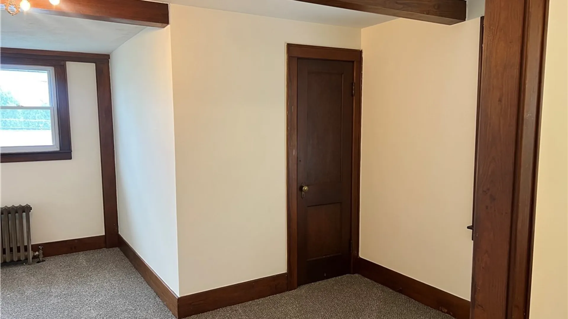 Property at 412 Delmar Place, Salina, NY 13208 4