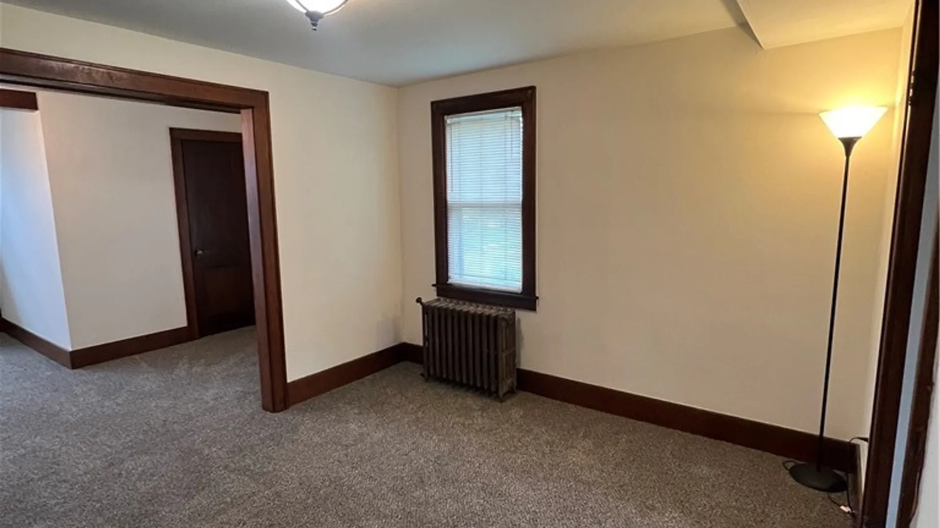 Property at 412 Delmar Place, Salina, NY 13208 8