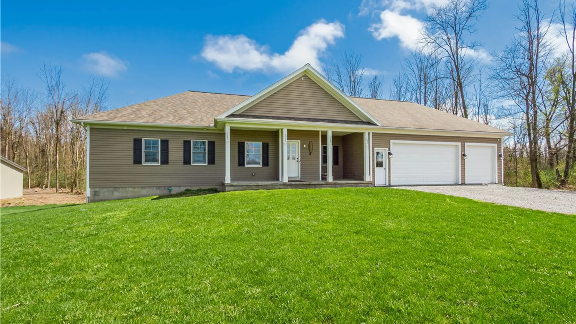 Property at 4976 Schoolhouse Road, Walworth, NY 14519 3