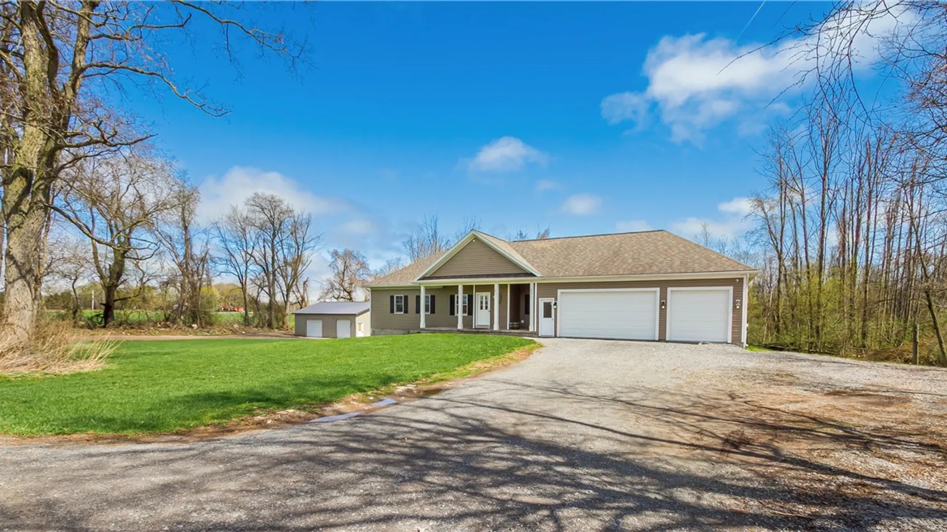 Property at 4976 Schoolhouse Road, Walworth, NY 14519 5