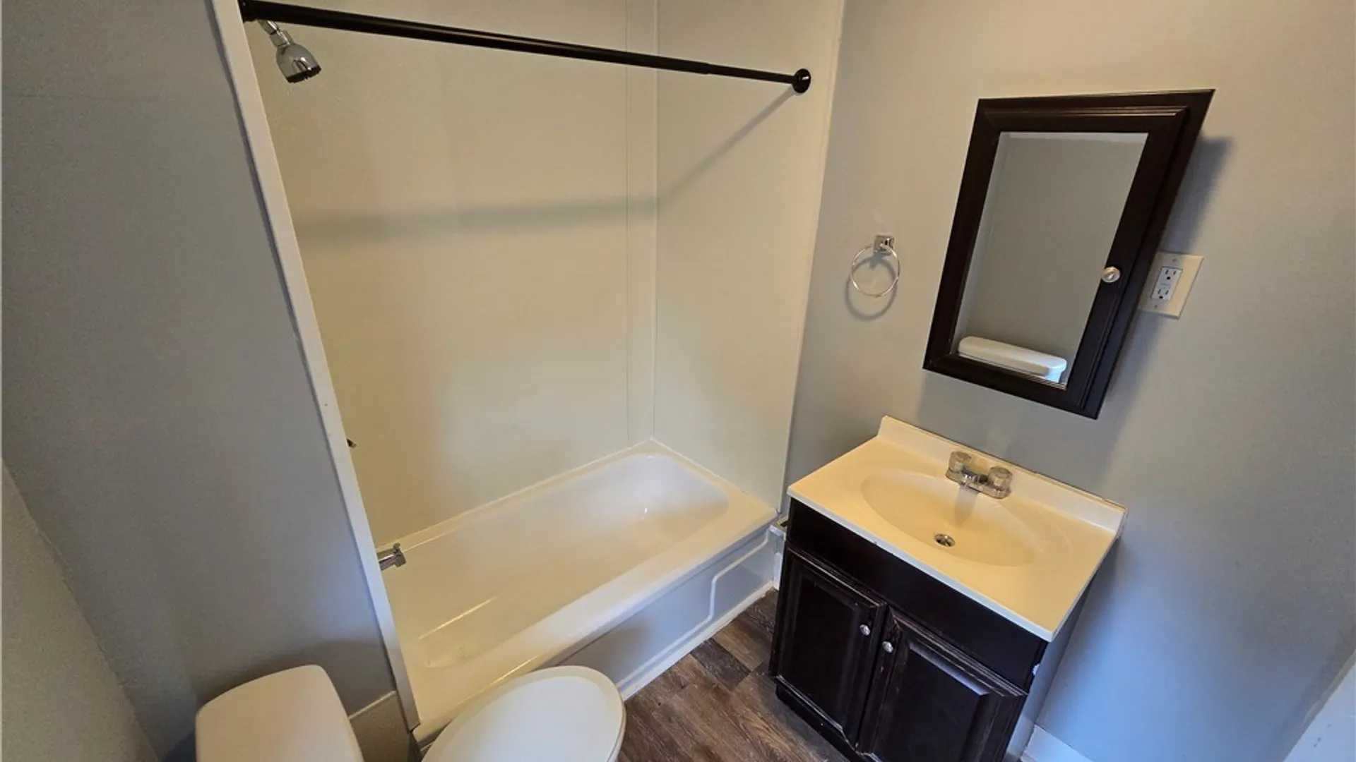 Property at 121 End Drive, Syracuse, NY 13204 18