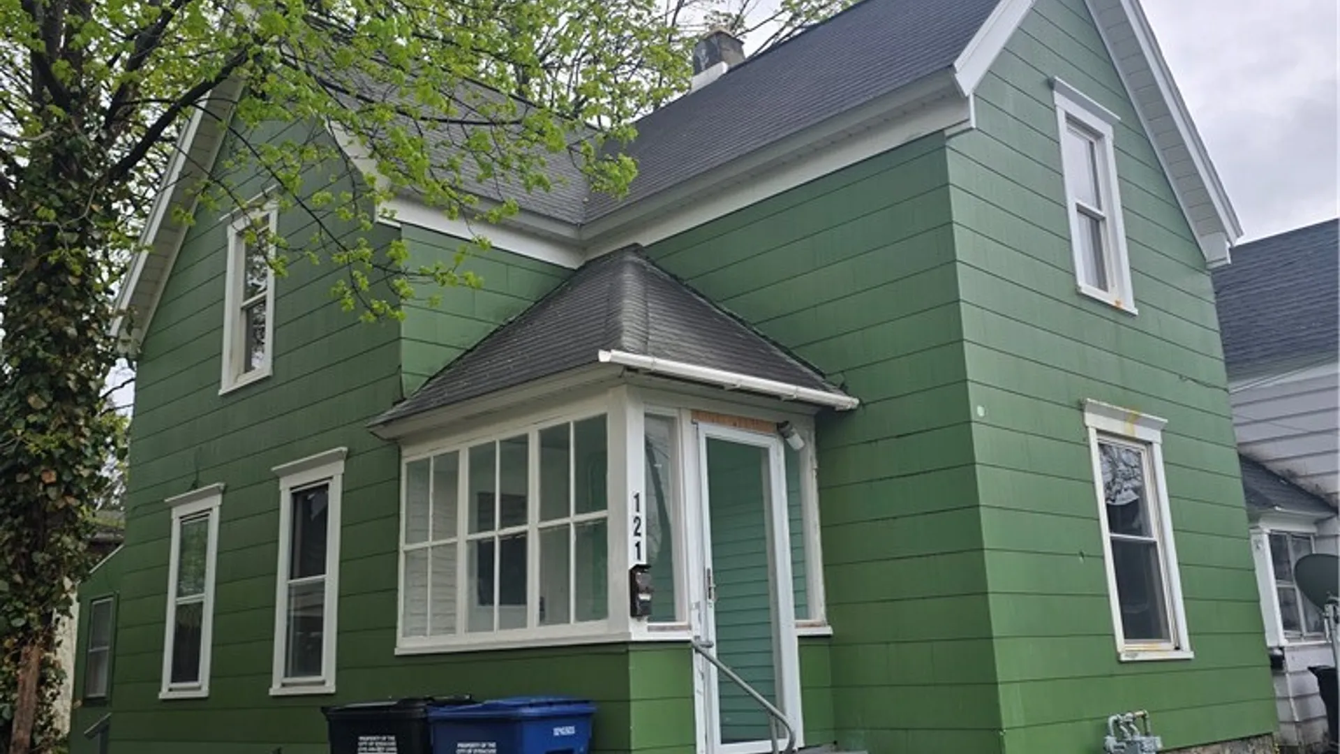 Property at 121 End Drive, Syracuse, NY 13204 2