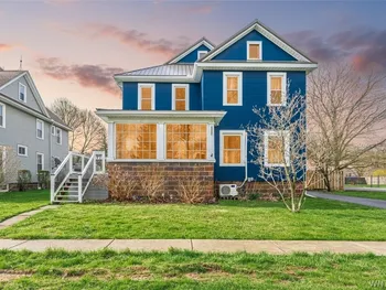 8432 East Avenue, Royalton, NY 14067