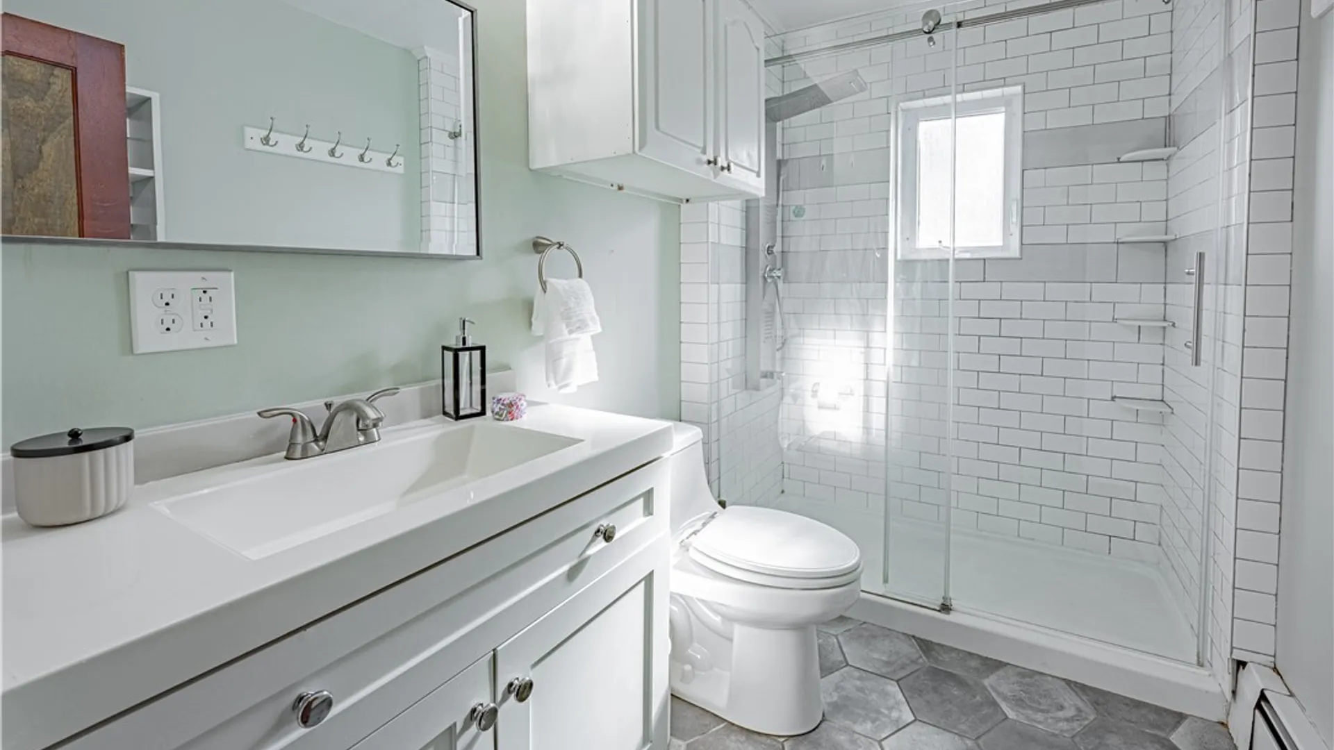 Property at 8432 East Avenue, Royalton, NY 14067 28