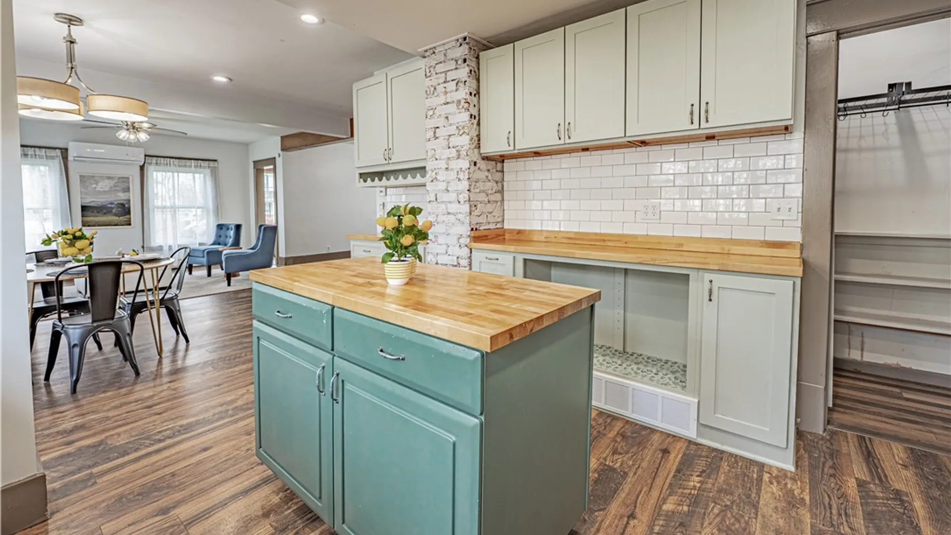 Property at 8432 East Avenue, Royalton, NY 14067 9