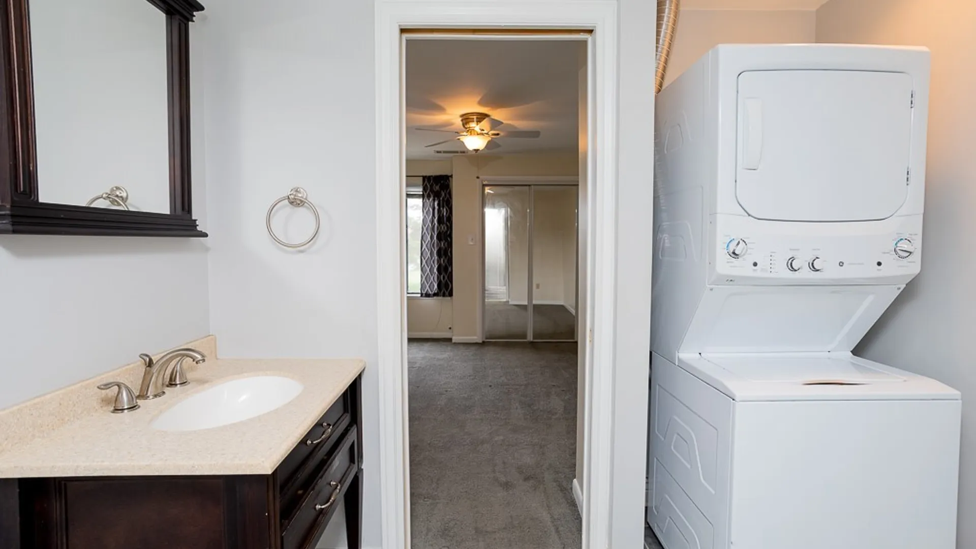 Property at 45 Bee Hunter Court, Amherst, NY 14051 13