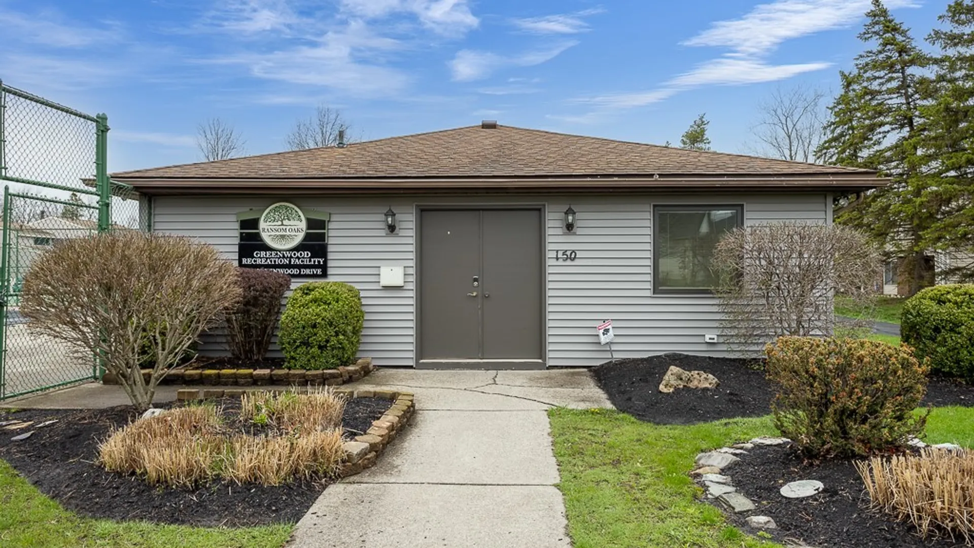 Property at 45 Bee Hunter Court, Amherst, NY 14051 18