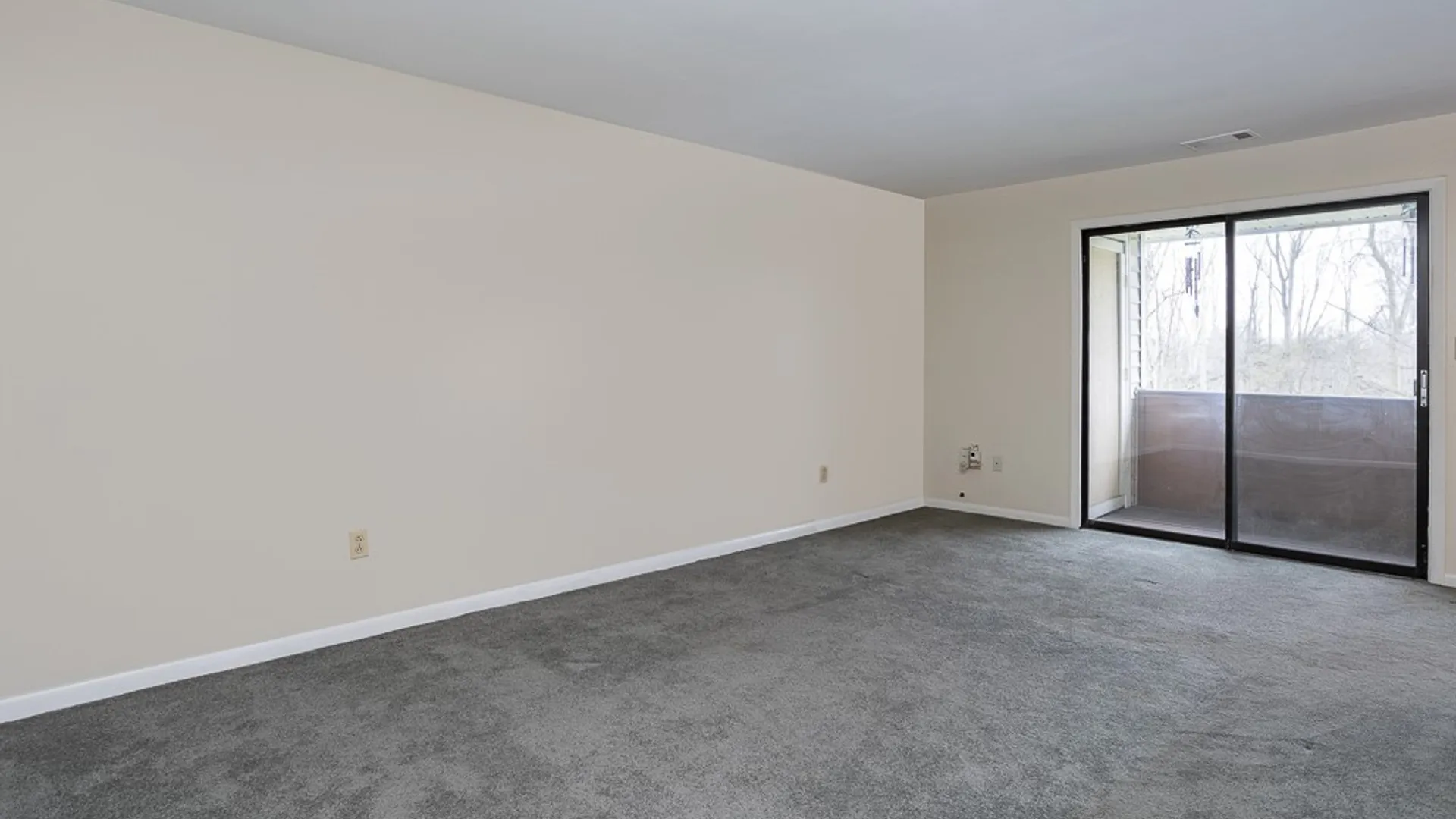 Property at 45 Bee Hunter Court, Amherst, NY 14051 3