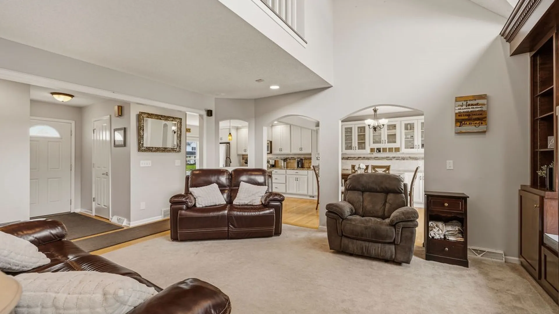 Property at 262 South Lane, Grand Island, NY 14072 5