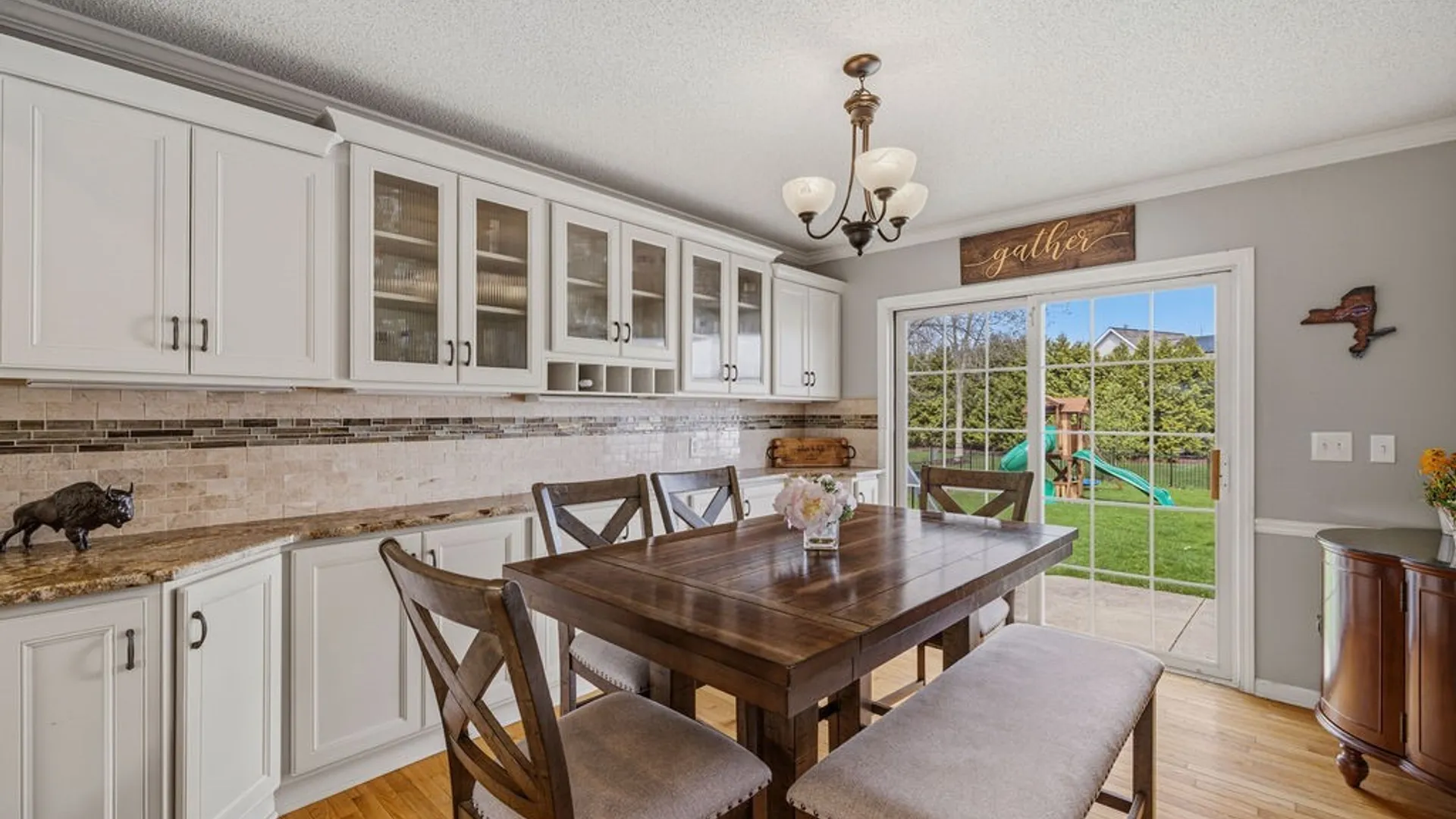 Property at 262 South Lane, Grand Island, NY 14072 9