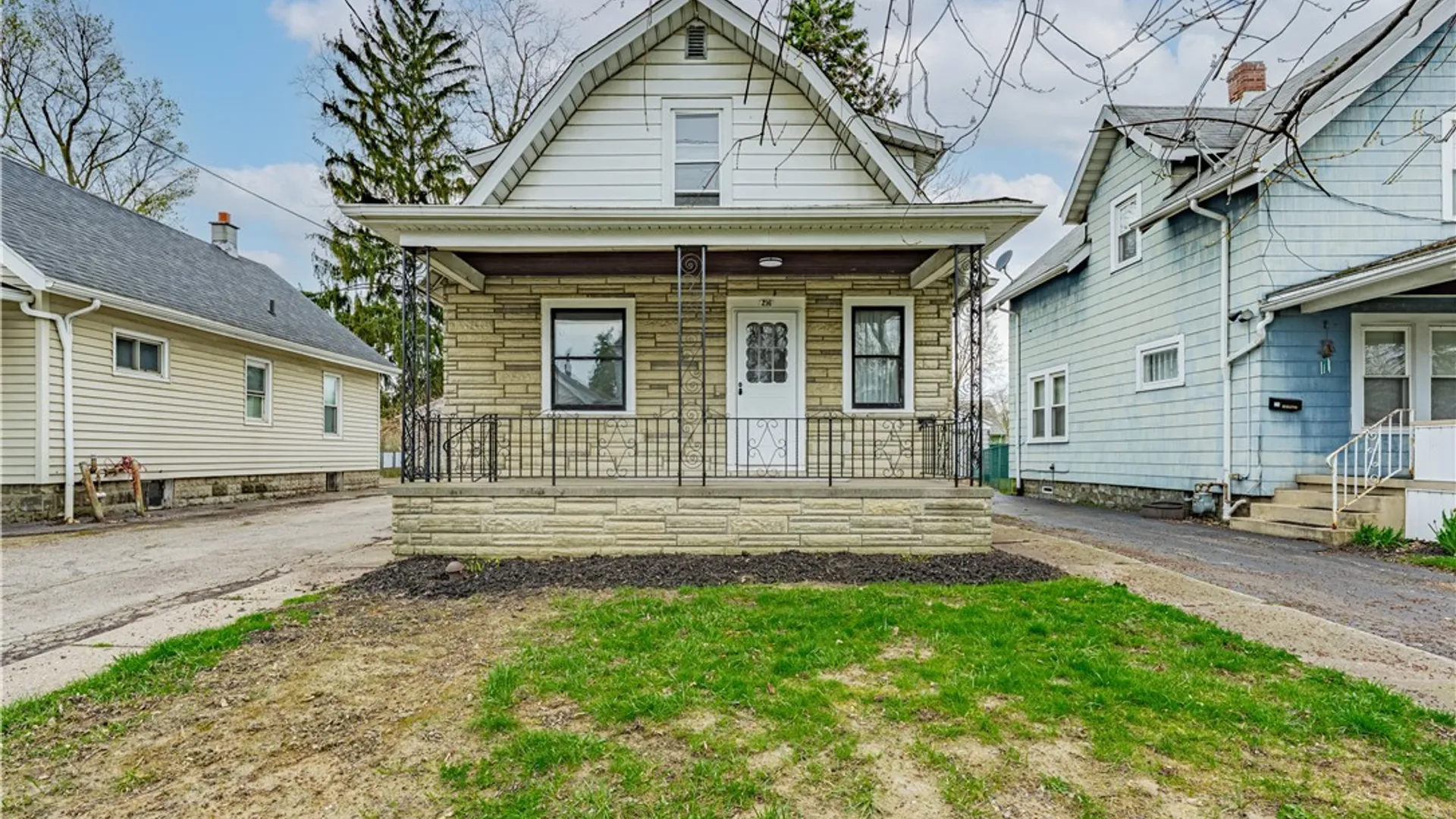 Property at 216 74th Street, Niagara Falls, NY 14304 5