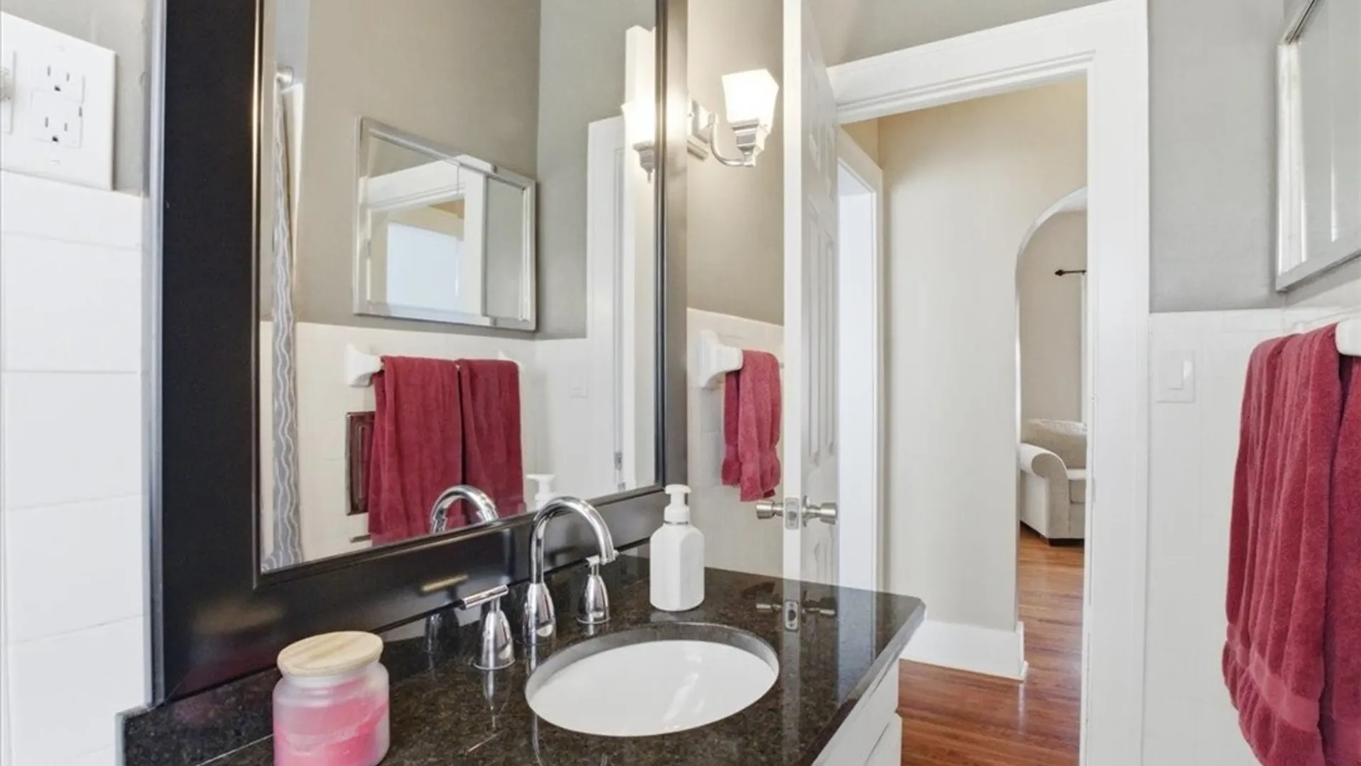 Property at 121 Country Parkway, Amherst, NY 14221 17