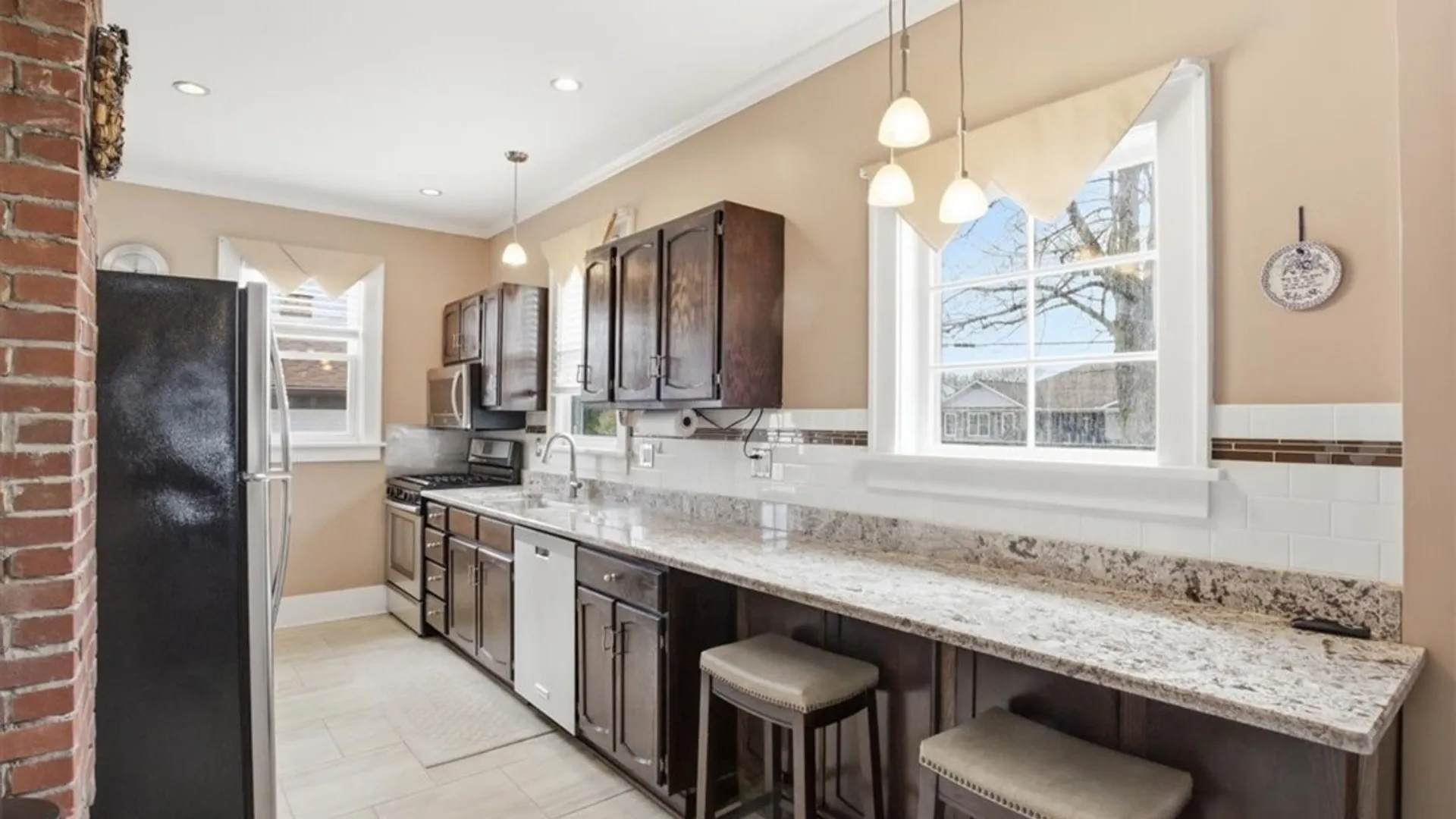 Property at 121 Country Parkway, Amherst, NY 14221 19