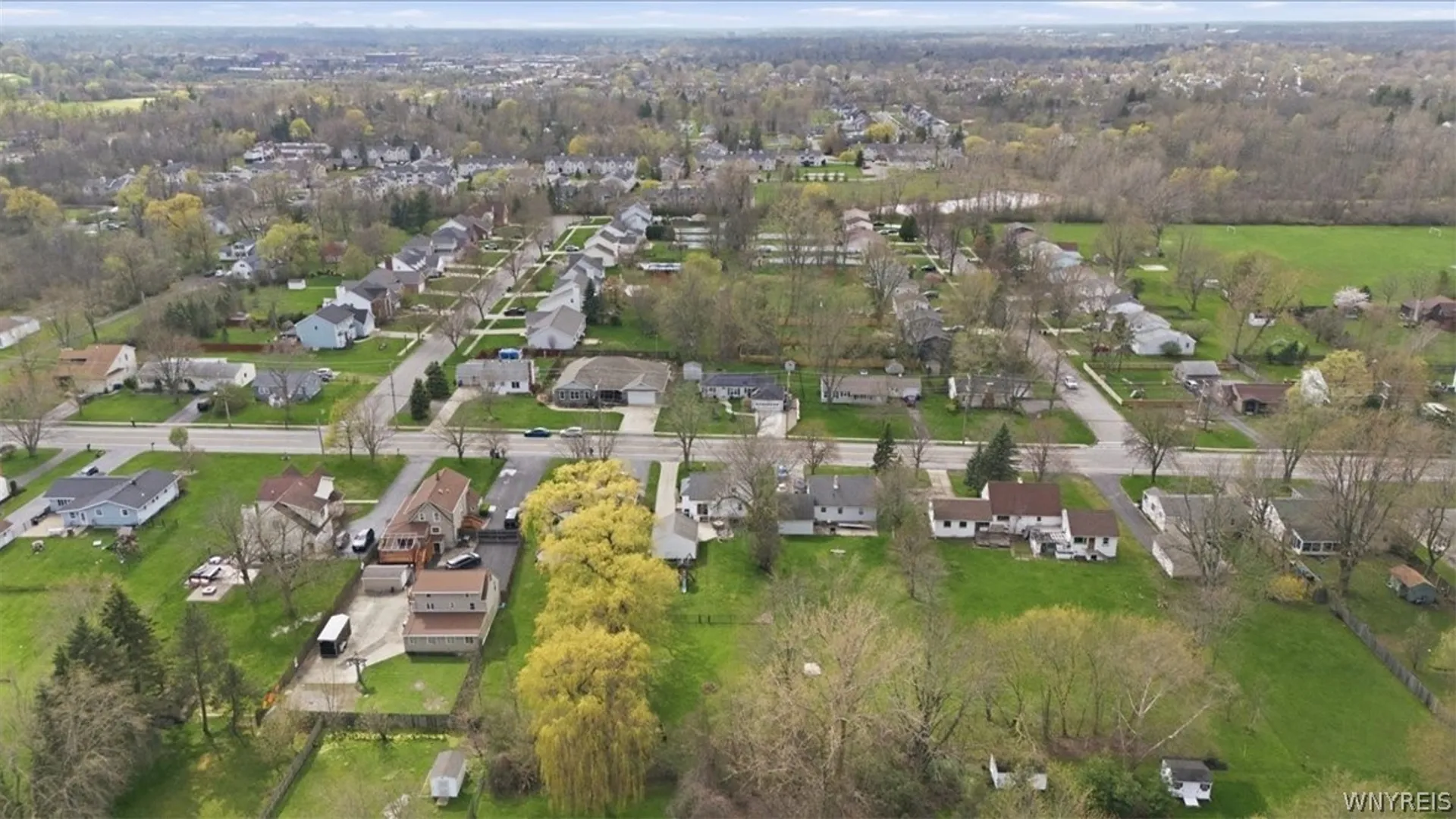 Property at 121 Country Parkway, Amherst, NY 14221 40