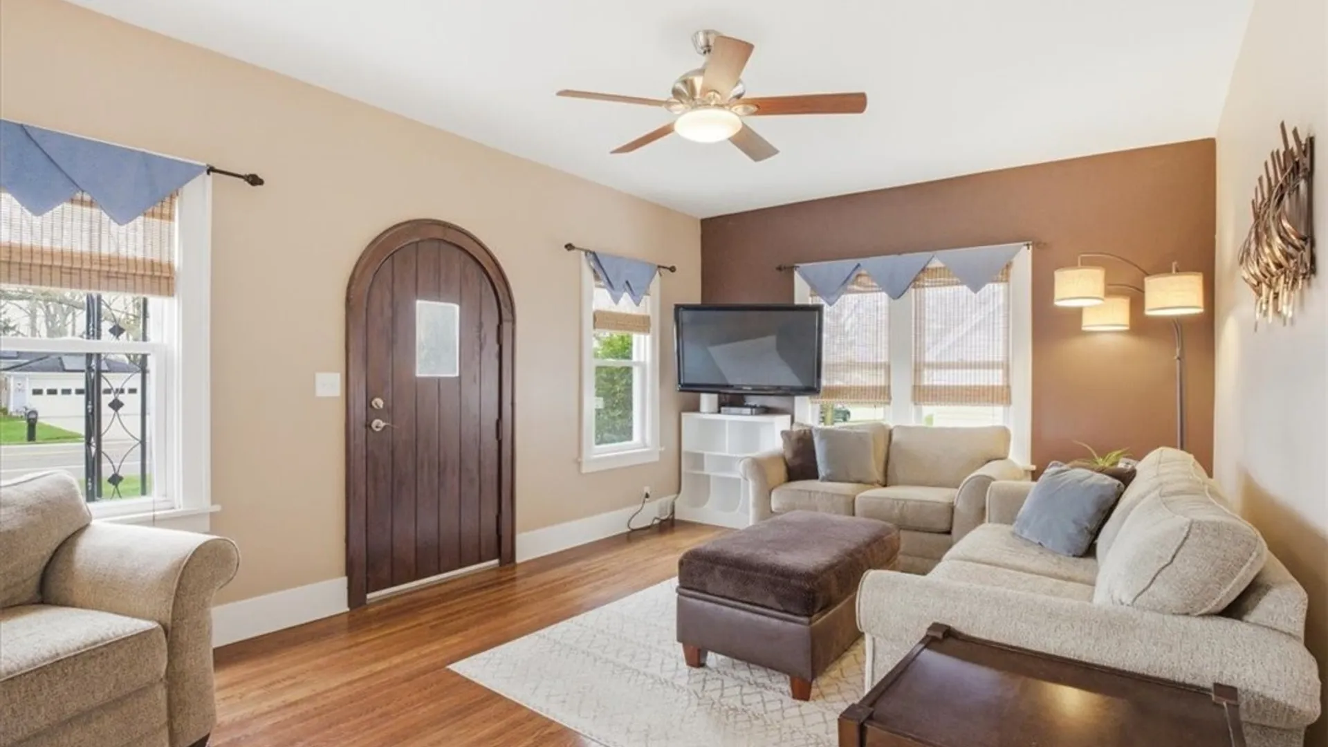 Property at 121 Country Parkway, Amherst, NY 14221 8