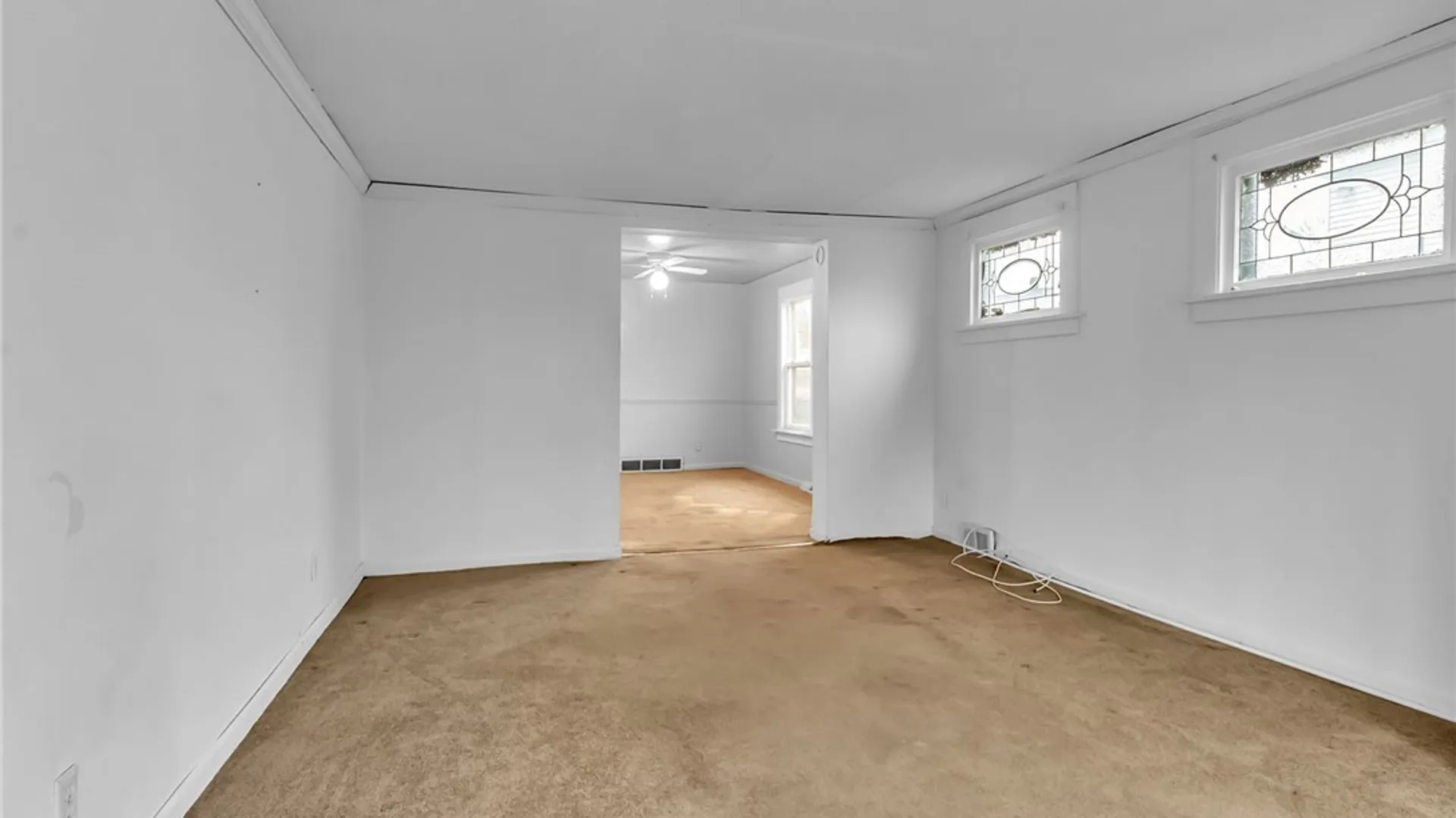 Property at 279 Riverside Avenue, Buffalo, NY 14207 16