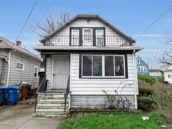 279 Riverside Avenue, Buffalo, NY 14207