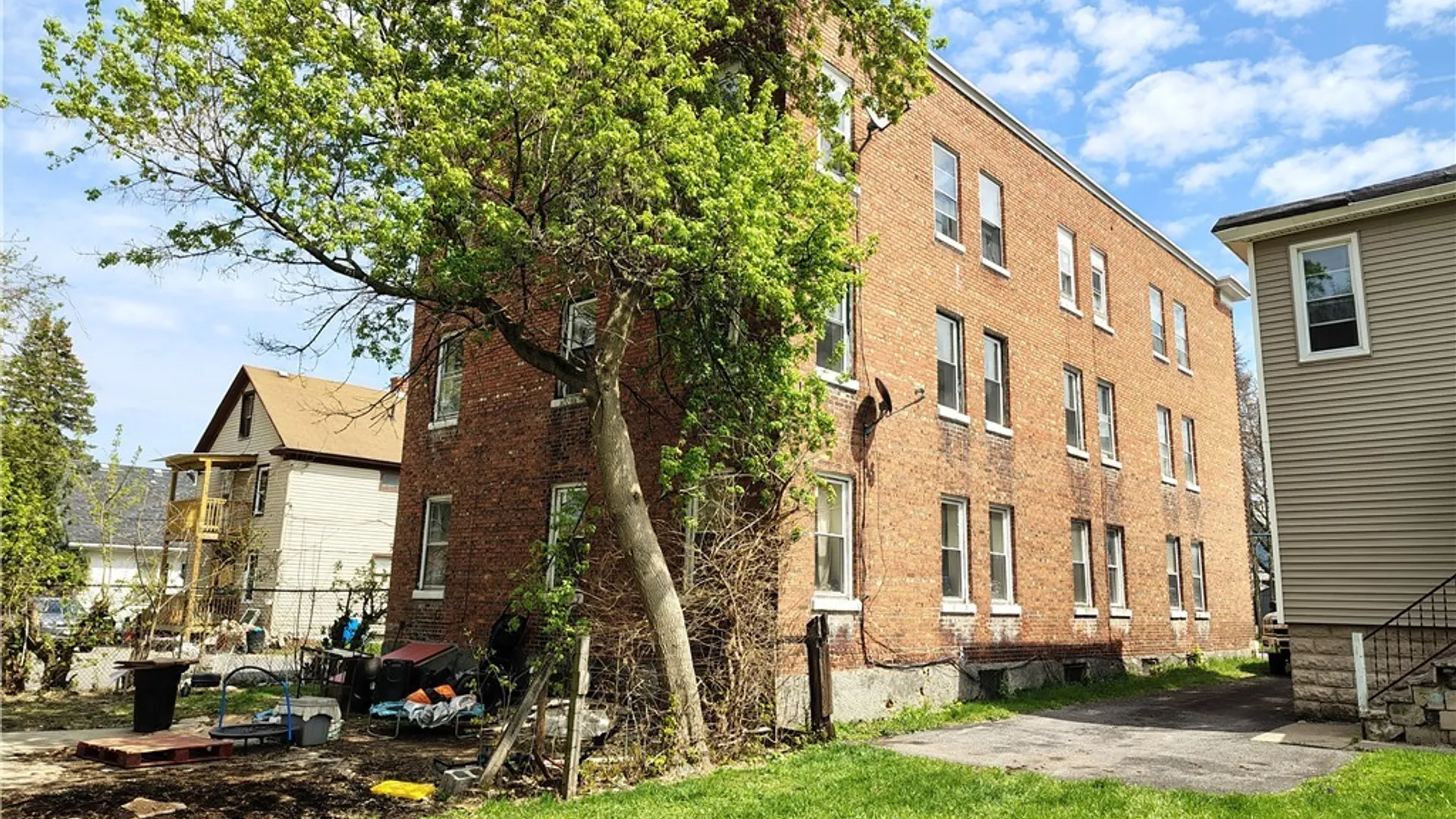 Property at 418 Bacon Street, Utica, NY 13501 3