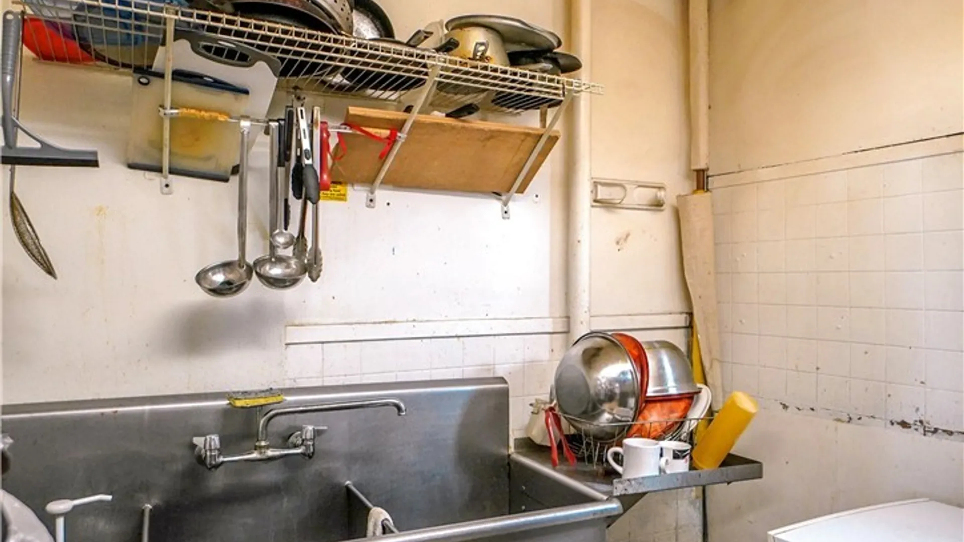 Property at 1263 Clinton Street, Buffalo, NY 14206 11