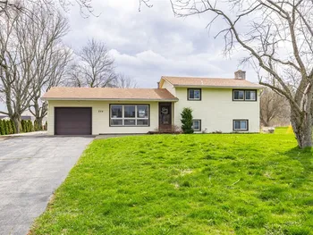 Property at 275 Ogden Center Rd, Ogden, NY 14559