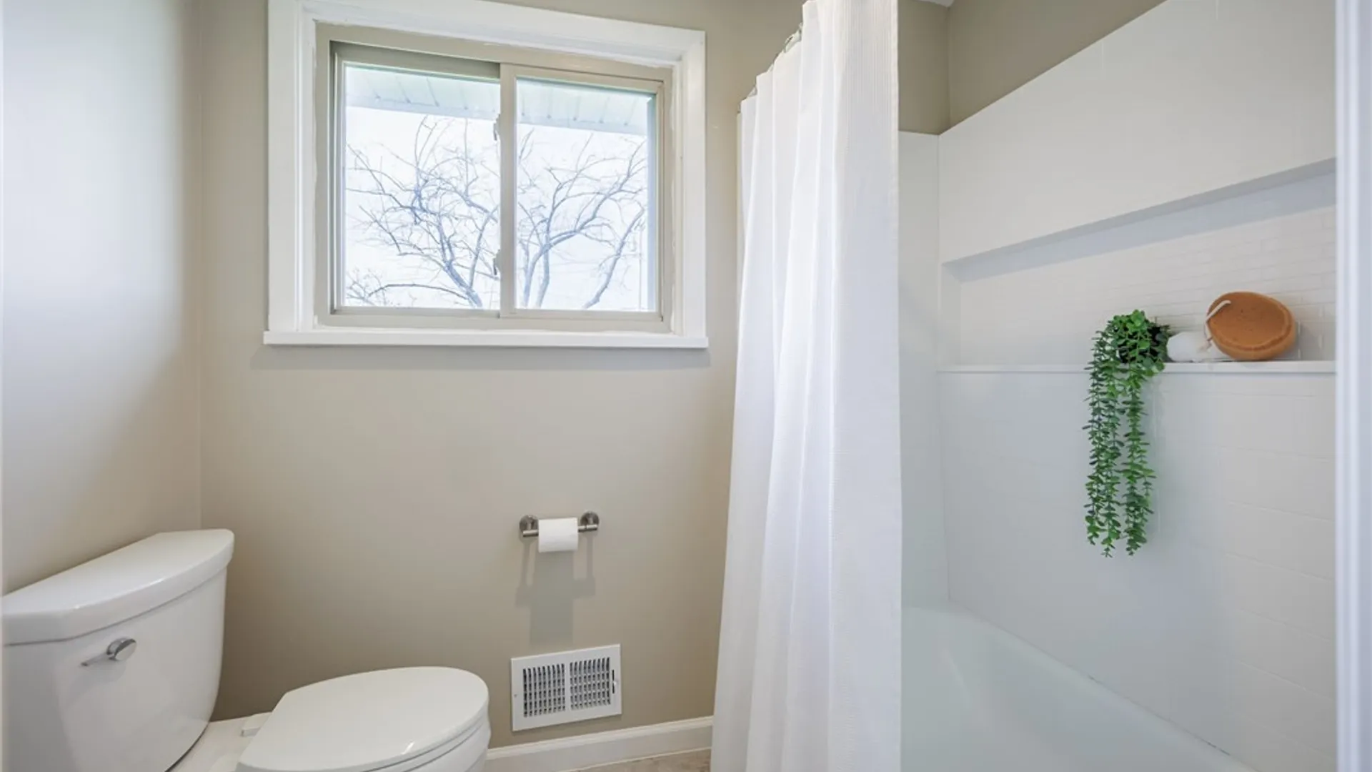 Property at 275 Ogden Center Rd, Ogden, NY 14559 34