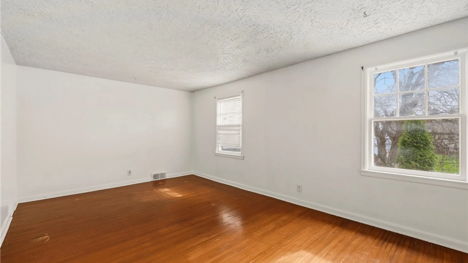 Property at 70 Harriet Avenue, Buffalo, NY 14215 20