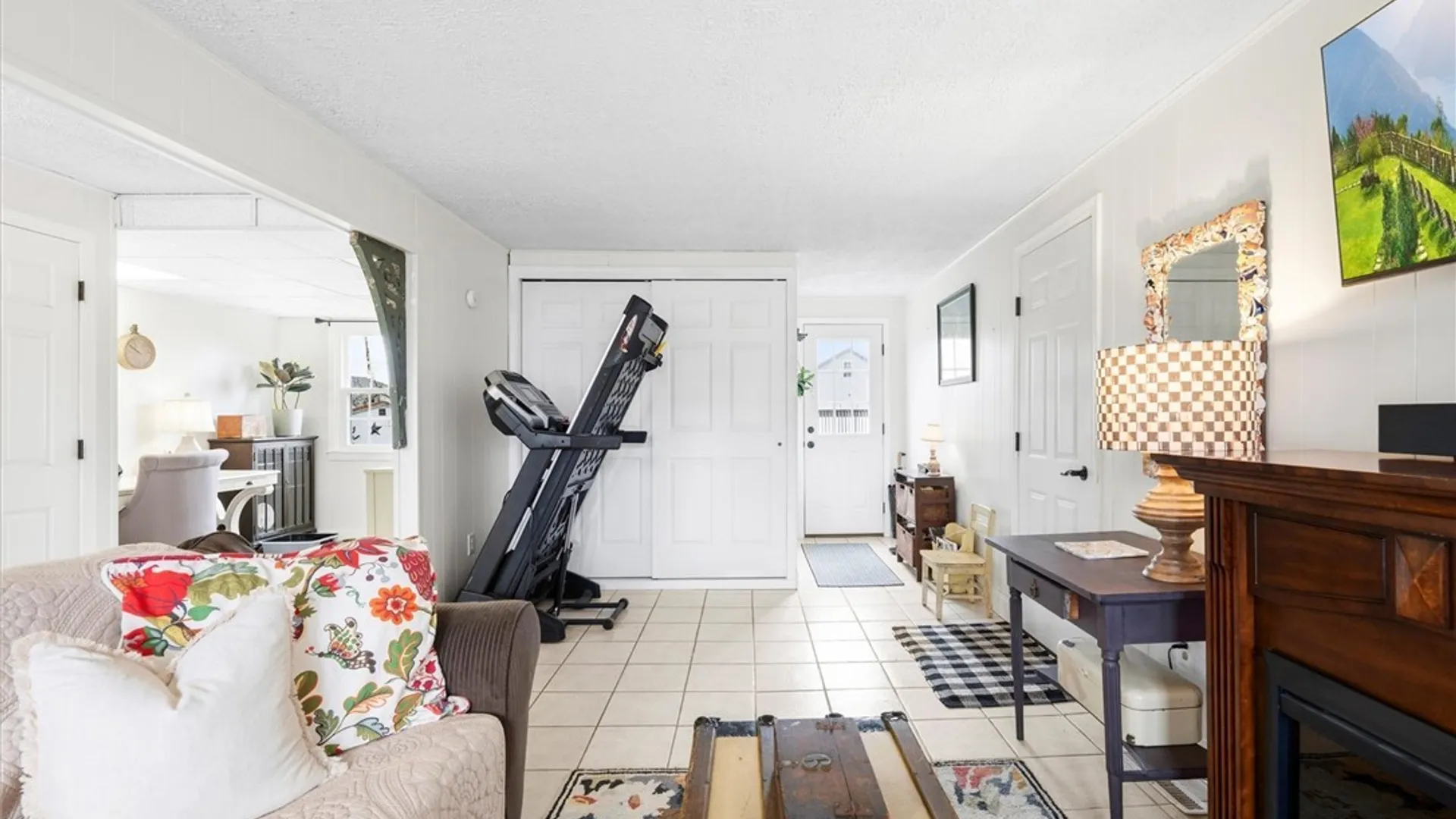 Property at 8305 Sandra Avenue, Cicero, NY 13039 26