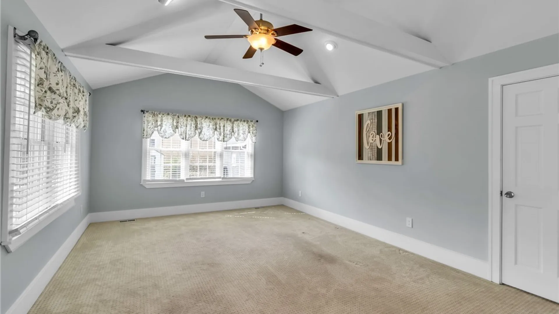 Property at 24 Grasmere Road, Lockport Town, NY 14094 13