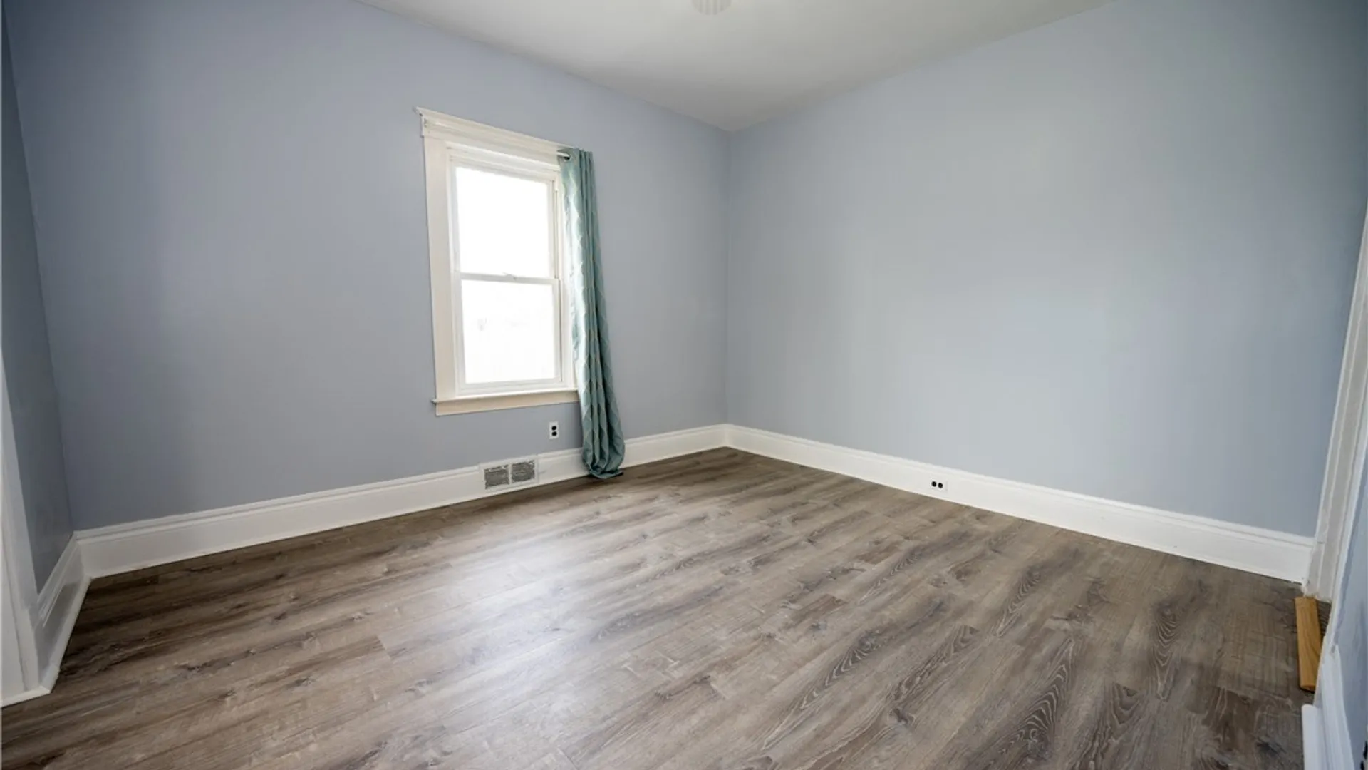 Property at 273 Skillen Street, Buffalo, NY 14207 20