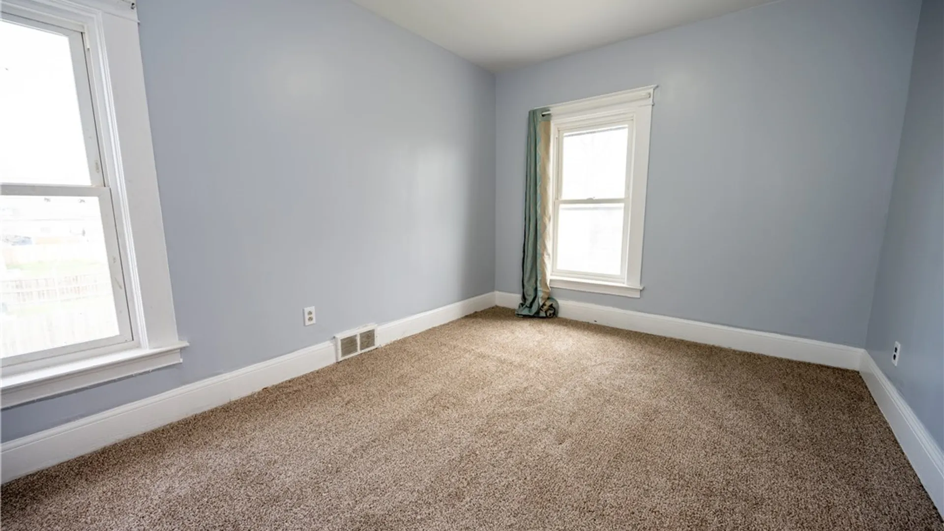 Property at 273 Skillen Street, Buffalo, NY 14207 33