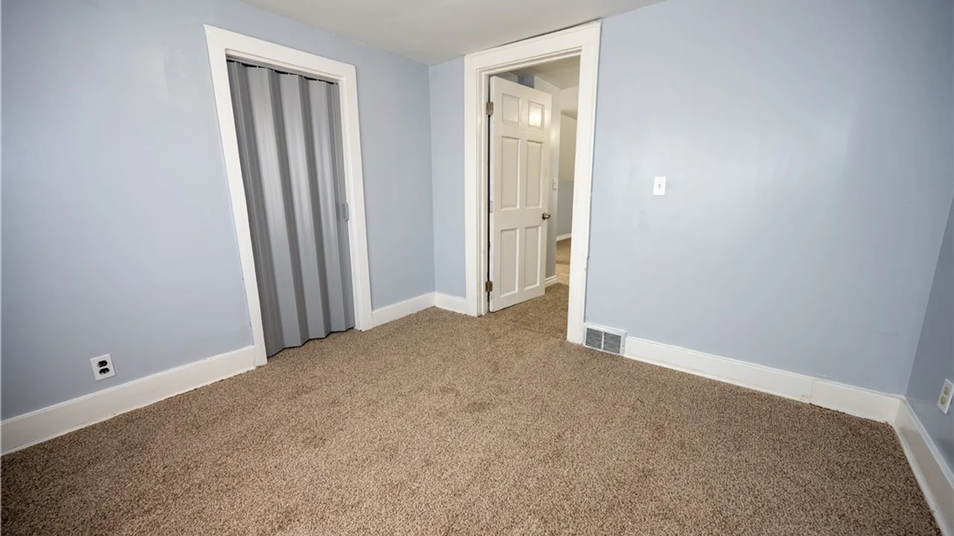 Property at 273 Skillen Street, Buffalo, NY 14207 44
