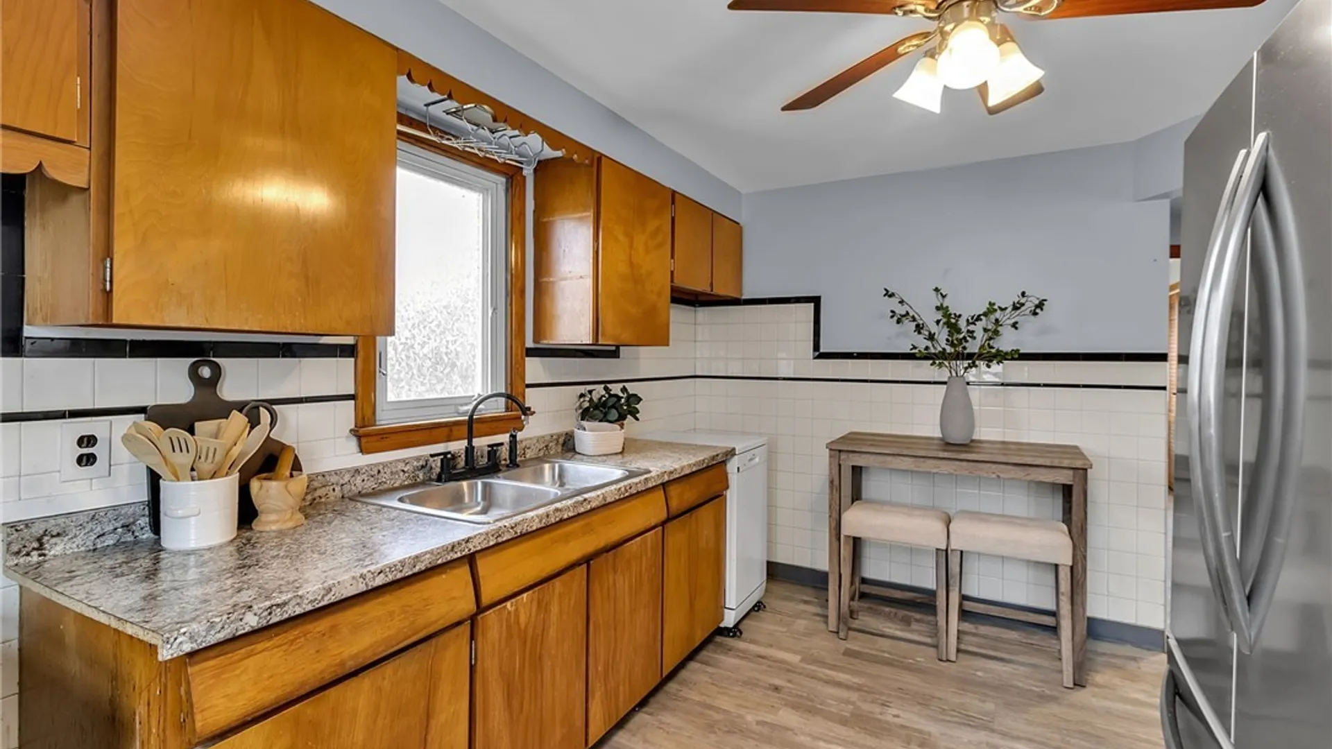 Property at 117 Standard Parkway, Cheektowaga, NY 14227 15