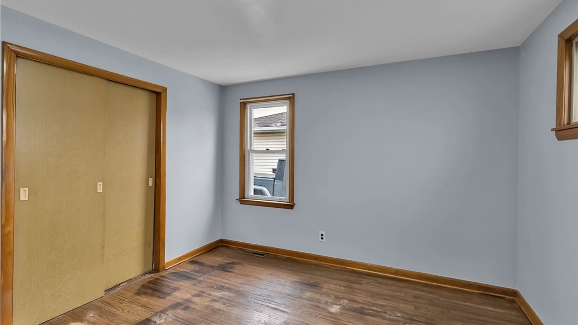 Property at 117 Standard Parkway, Cheektowaga, NY 14227 22