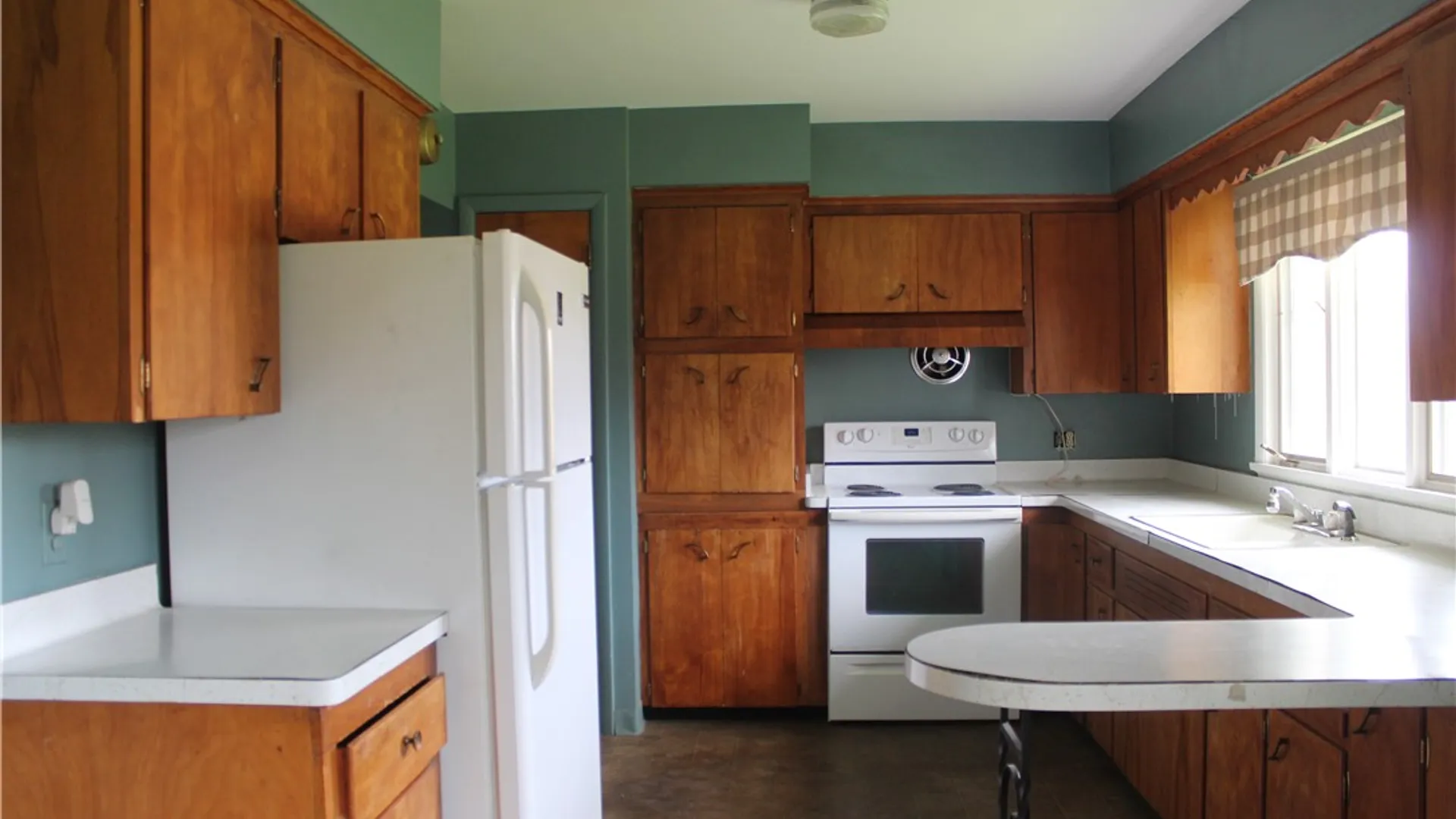 Property at 2247 Ridge Road, Ontario, NY 14519 16