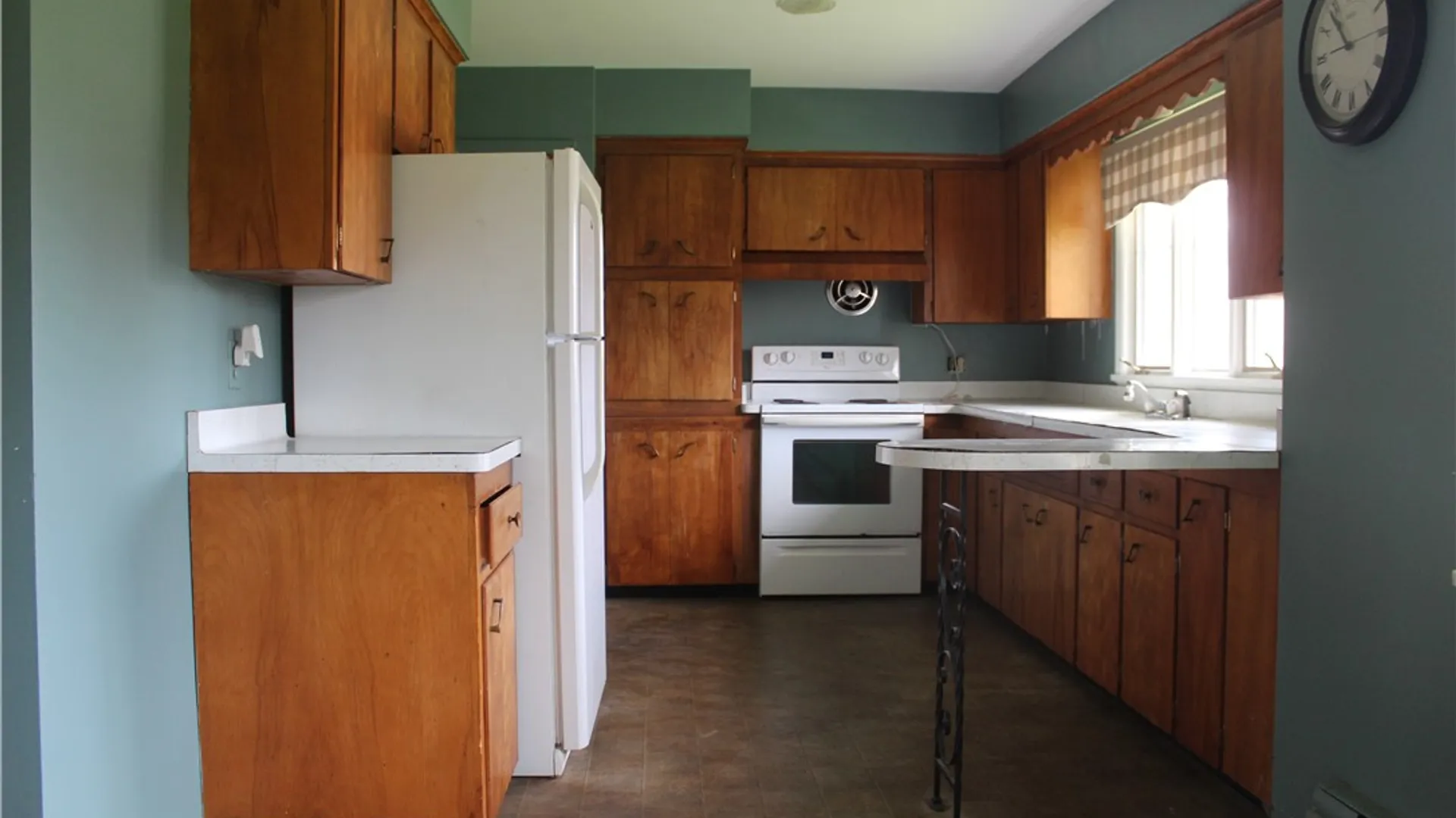 Property at 2247 Ridge Road, Ontario, NY 14519 17