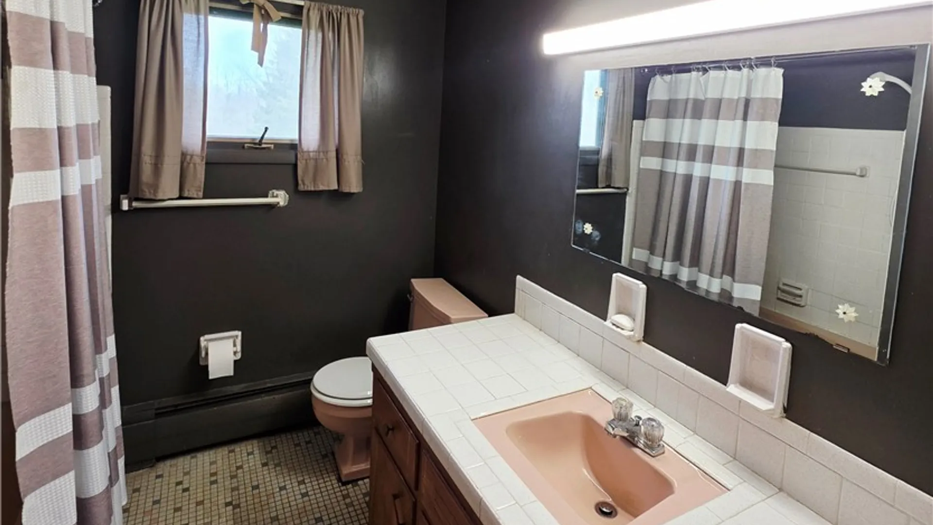 Property at 2247 Ridge Road, Ontario, NY 14519 21