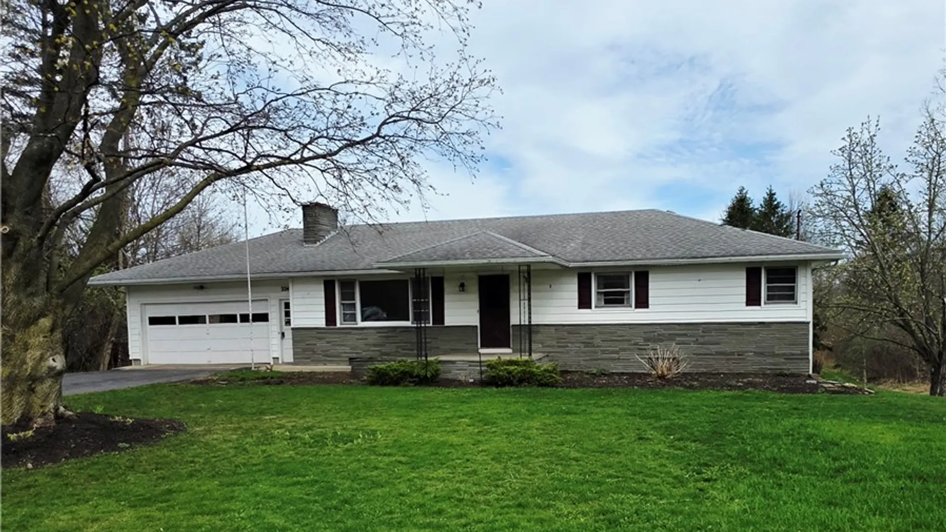 Property at 2247 Ridge Road, Ontario, NY 14519 3