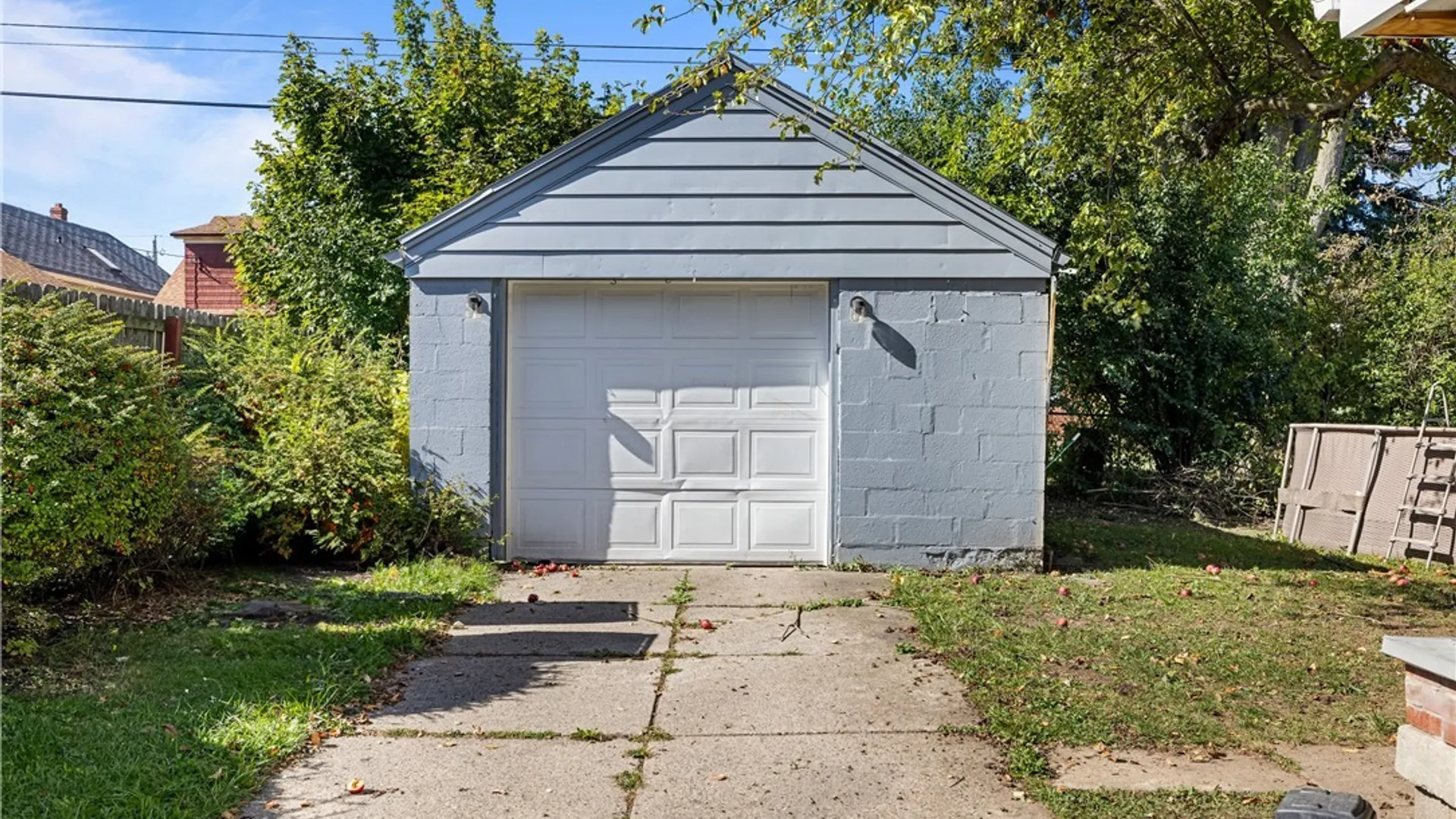 Property at 120 Leonard Post Drive, Cheektowaga, NY 14211 20