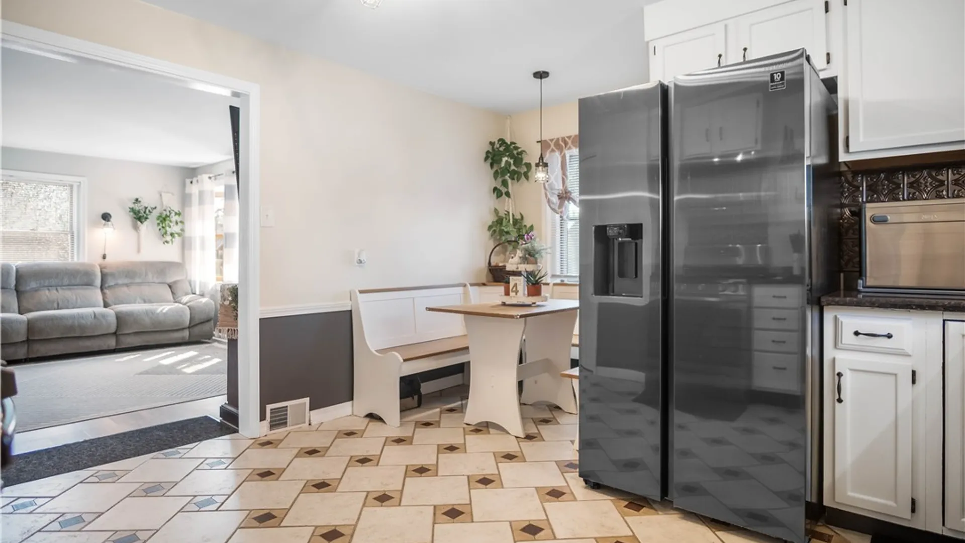 Property at 37 Almont Avenue, West Seneca, NY 14224 15