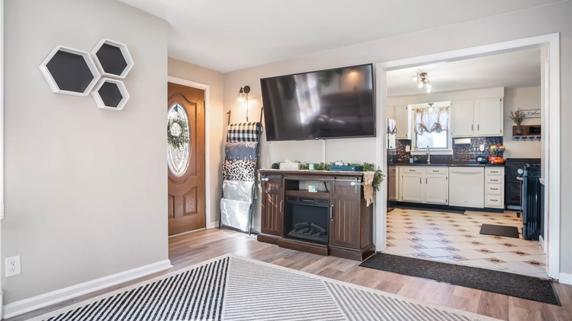 Property at 37 Almont Avenue, West Seneca, NY 14224 7